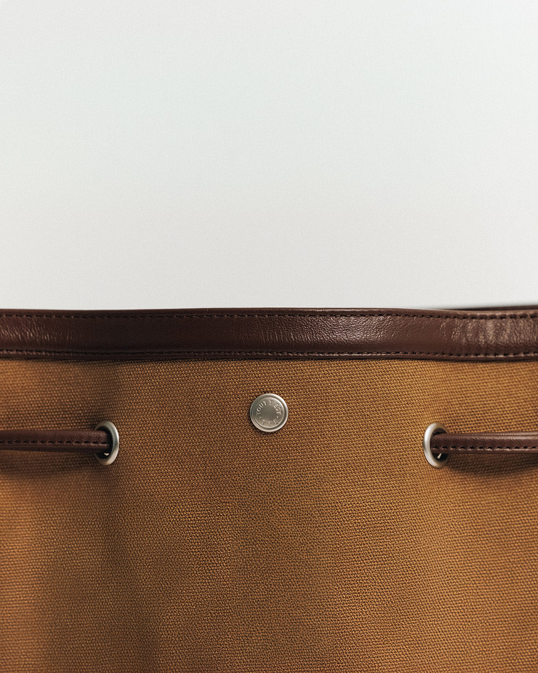 SAC COQUILLE BUCKET TAN