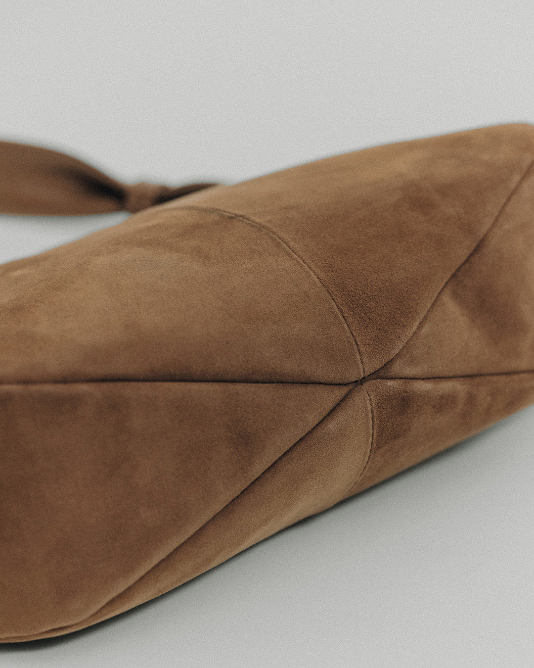 SAC NACELLE MINI SUEDE CAMEL