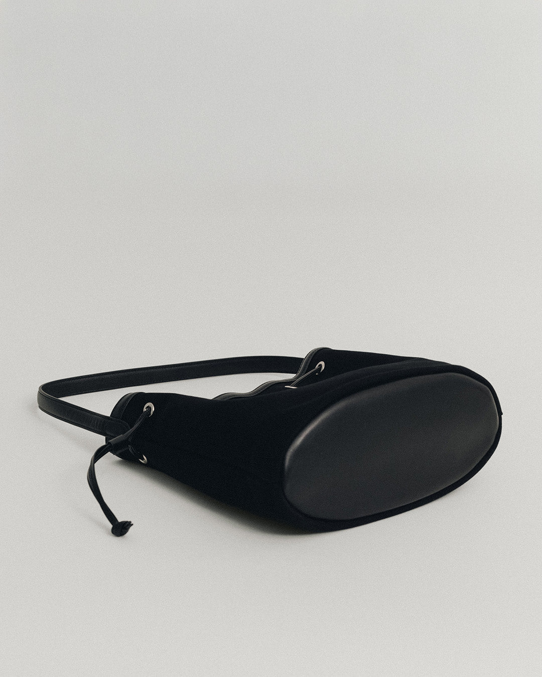 SAC COQUILLE BUCKET BLACK