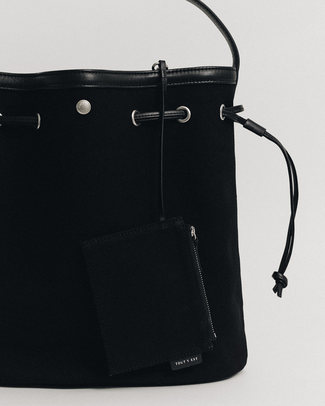 SAC COQUILLE BUCKET BLACK