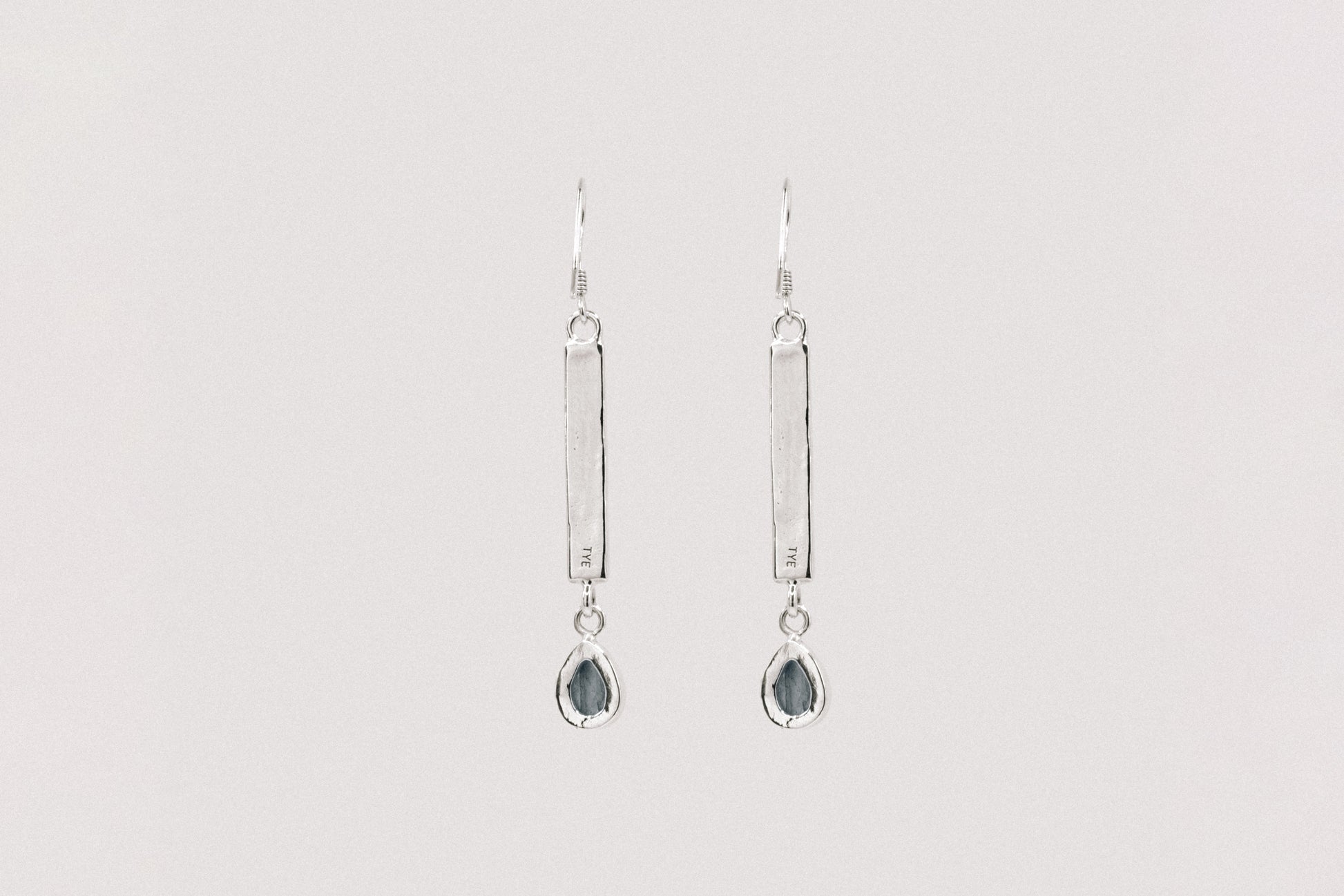 EARRINGS GOUTTE