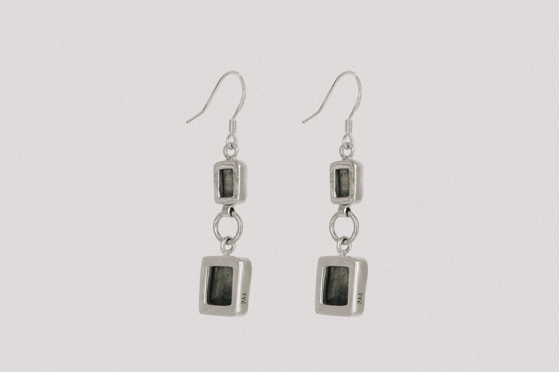 EARRINGS DOUBLE CARRÉ