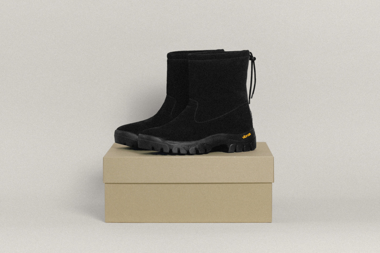 BOOTS MASSOT BLACK