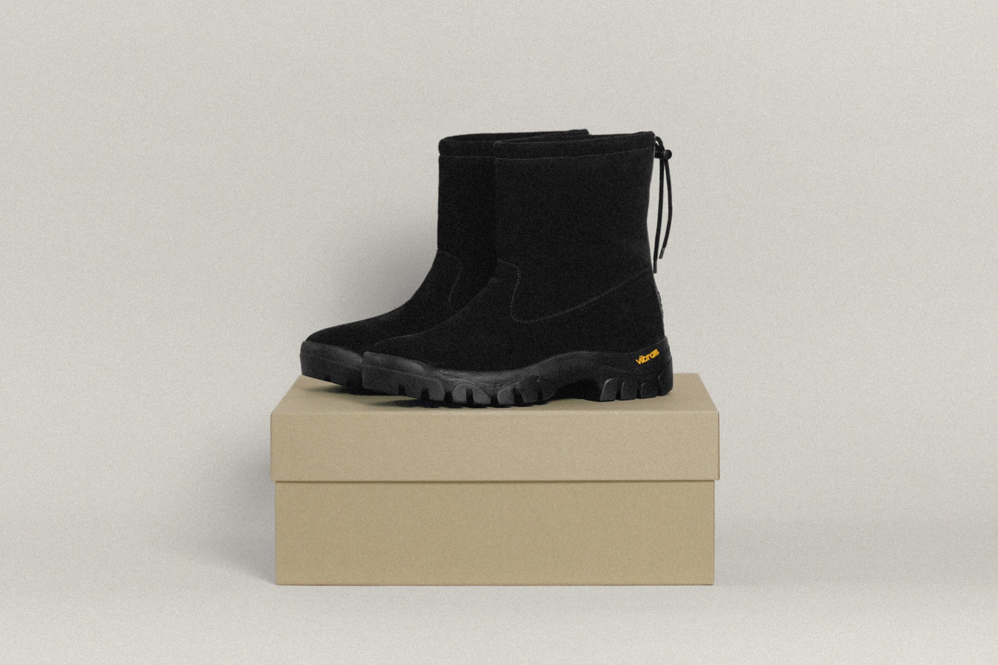 BOOTS MASSOT BLACK
