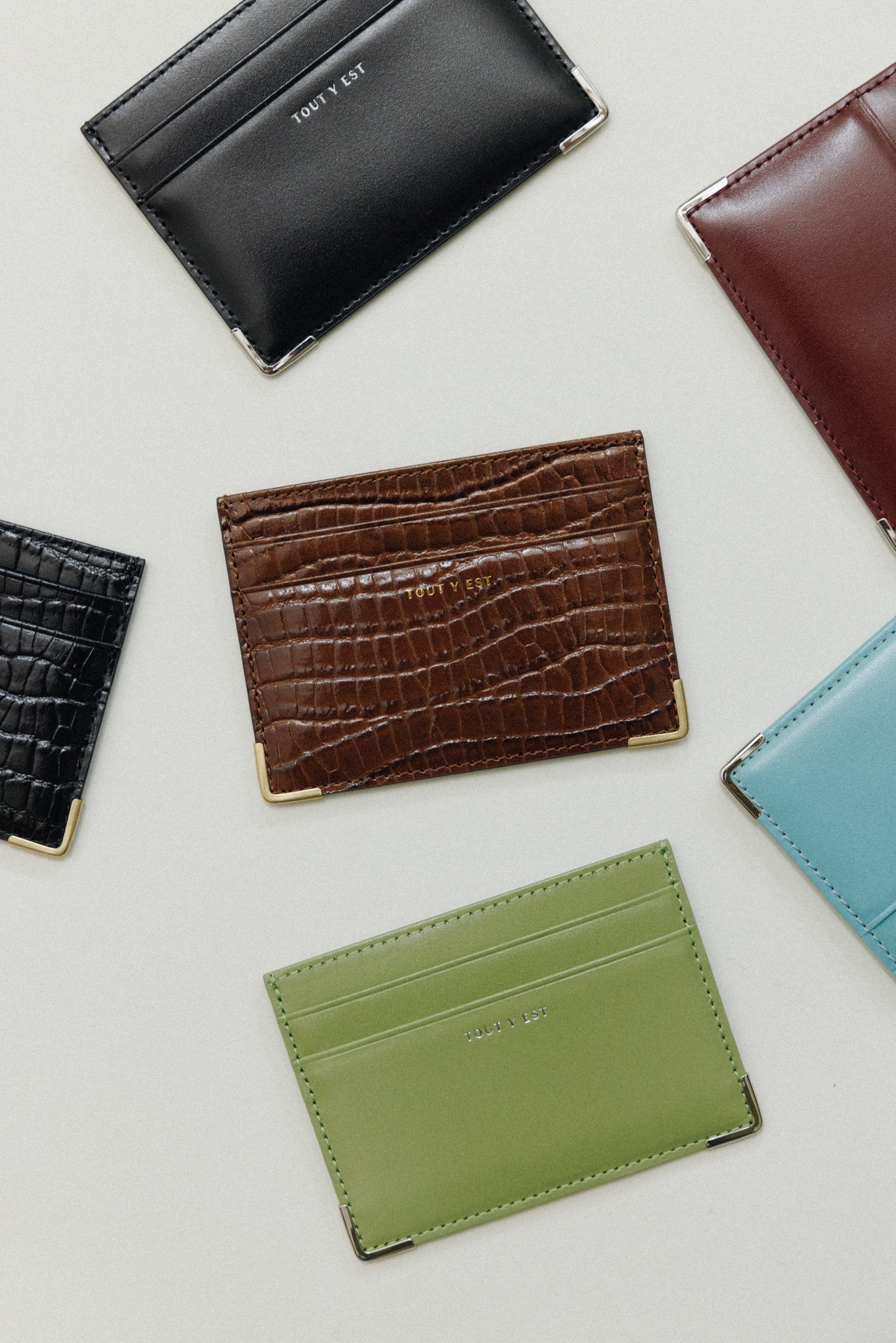 PORTE CARTES ANGLES CROCO BROWN