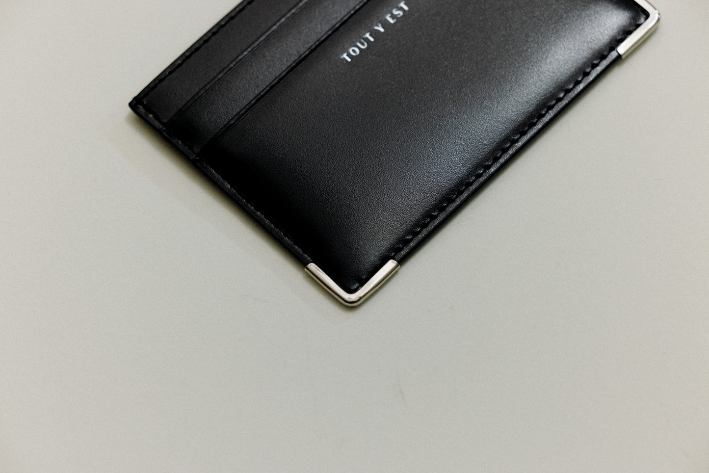 PORTE CARTES ANGLES BLACK