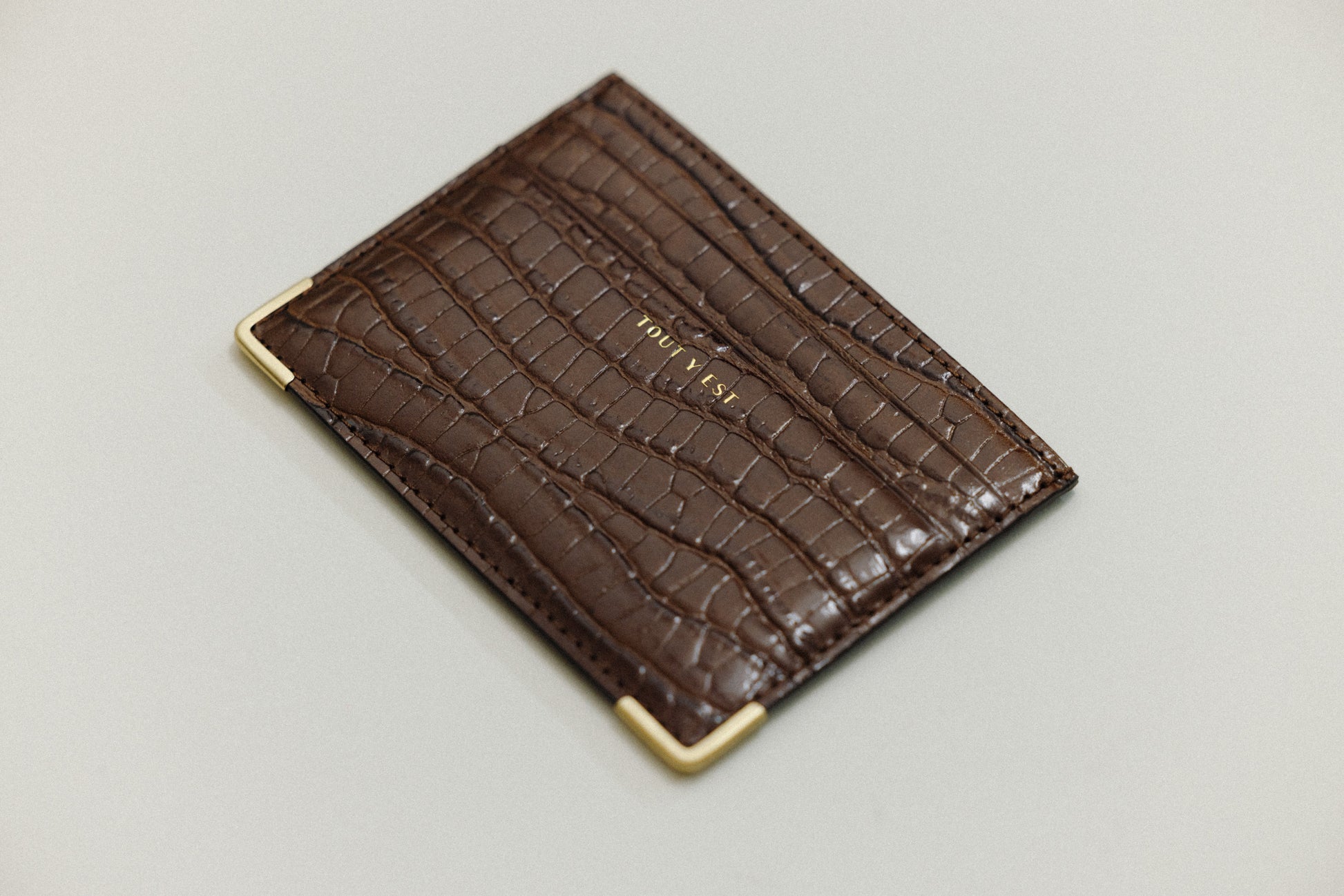 PORTE CARTES ANGLES CROCO BROWN