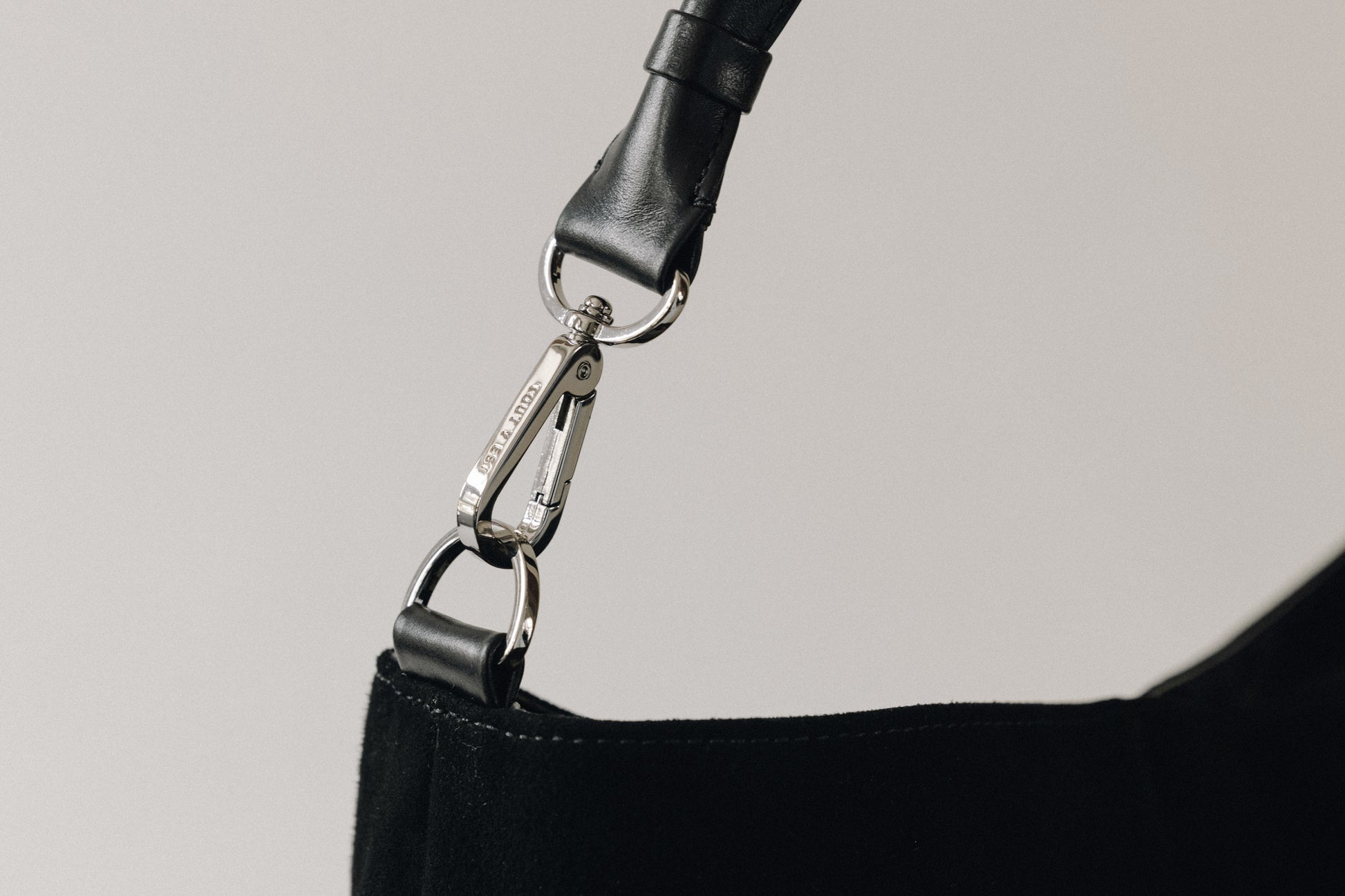 SAC NACELLE SUEDE BLACK