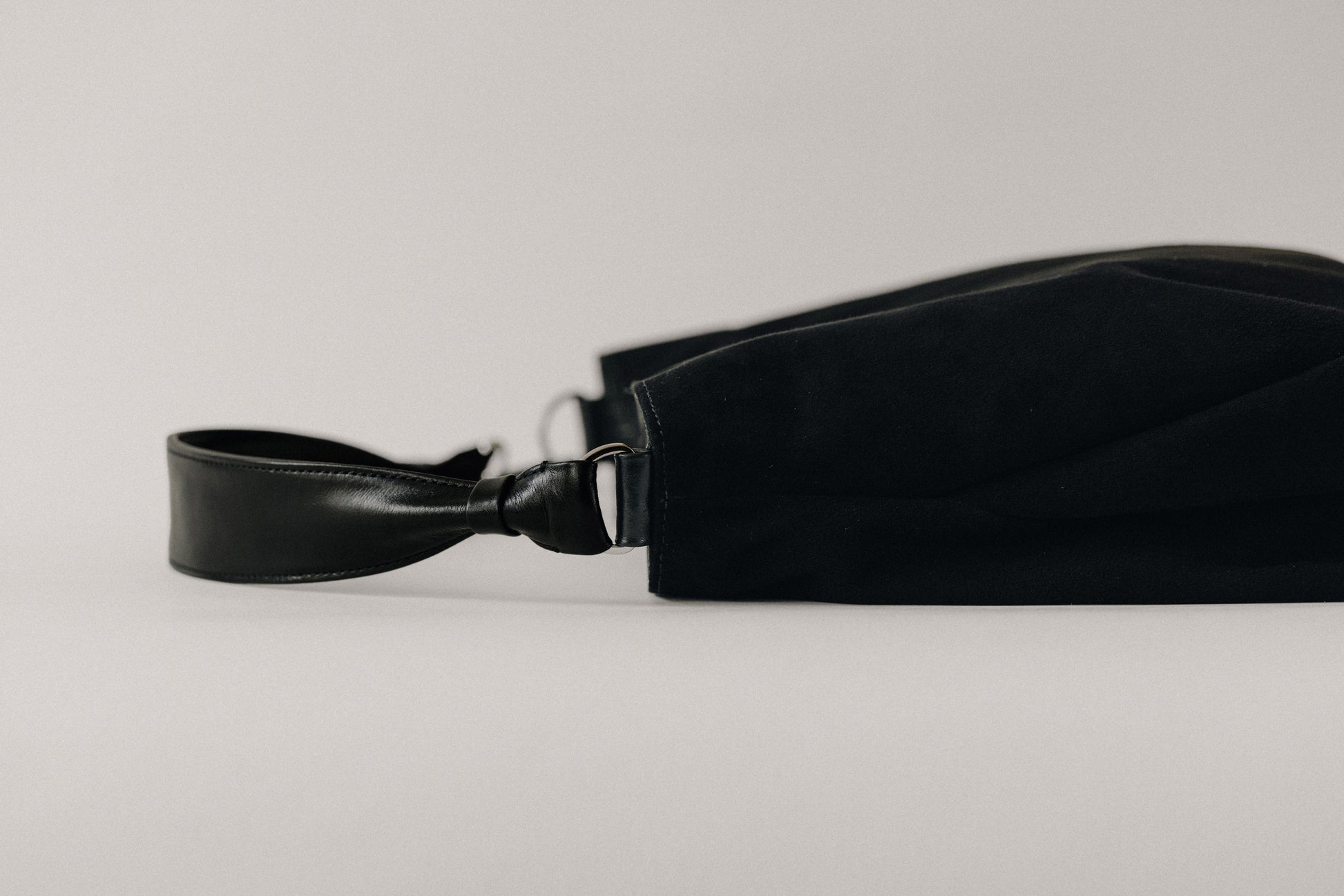 SAC NACELLE SUEDE BLACK