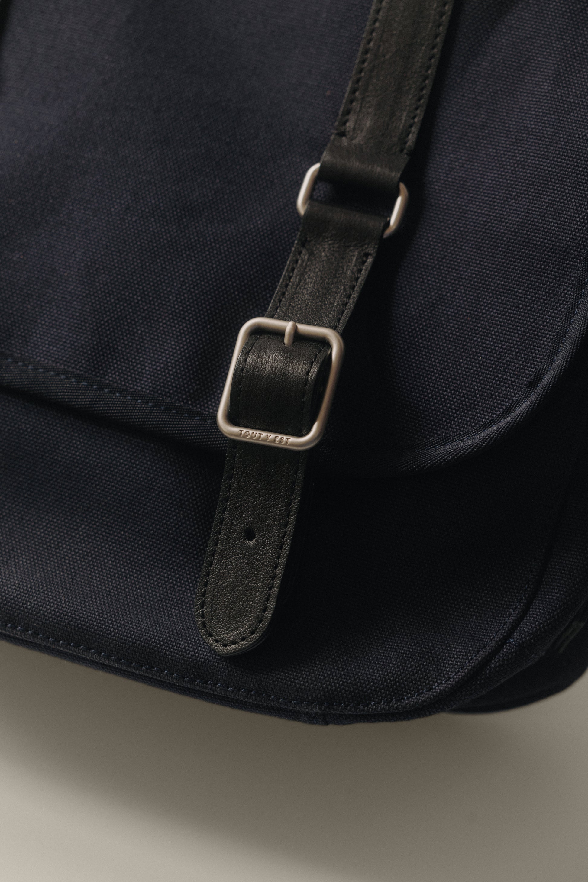 SAC BOUT SMALL NAVY