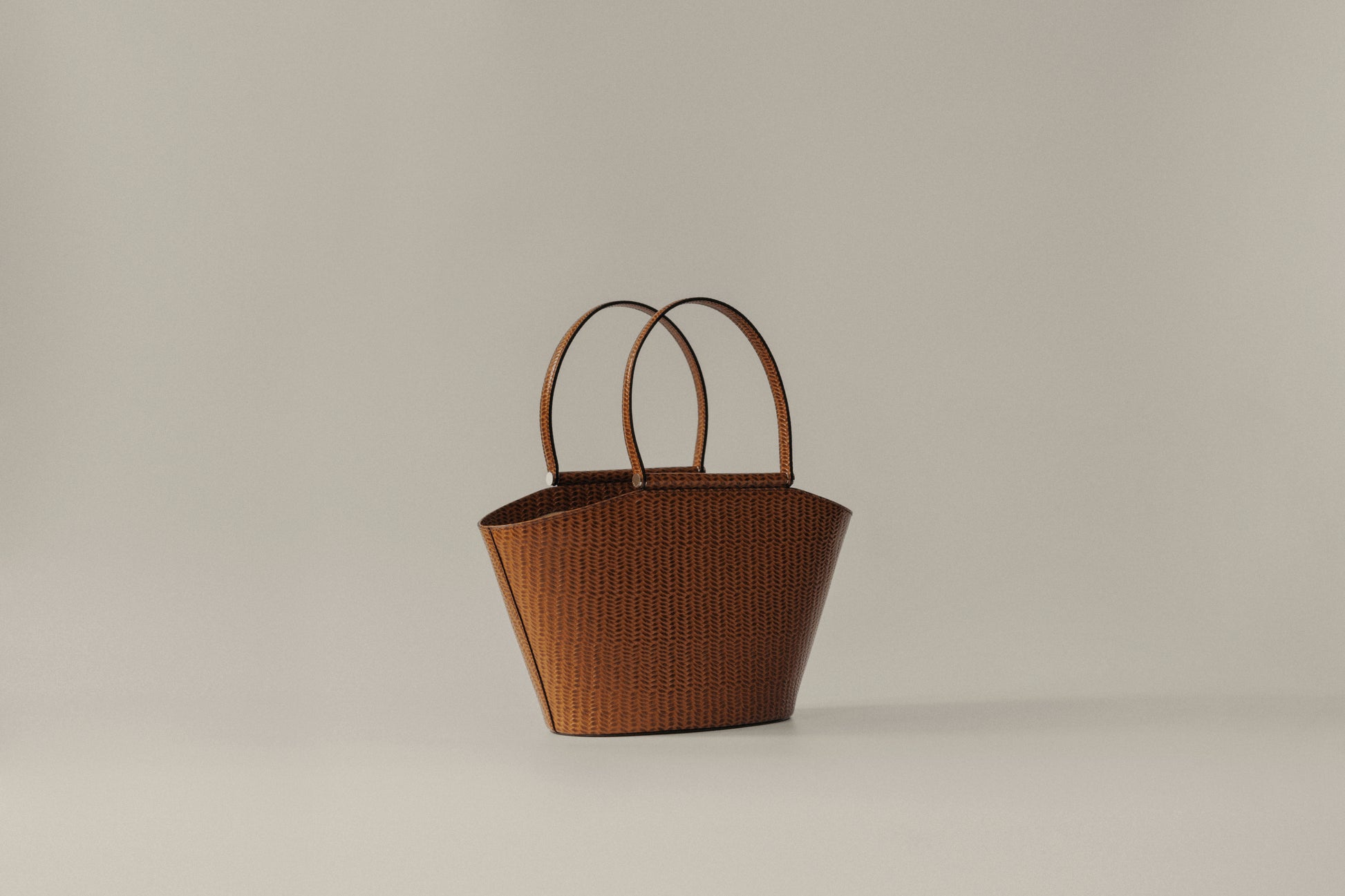 SAC ÉTIRÉ SMALL WEAVE BROWN