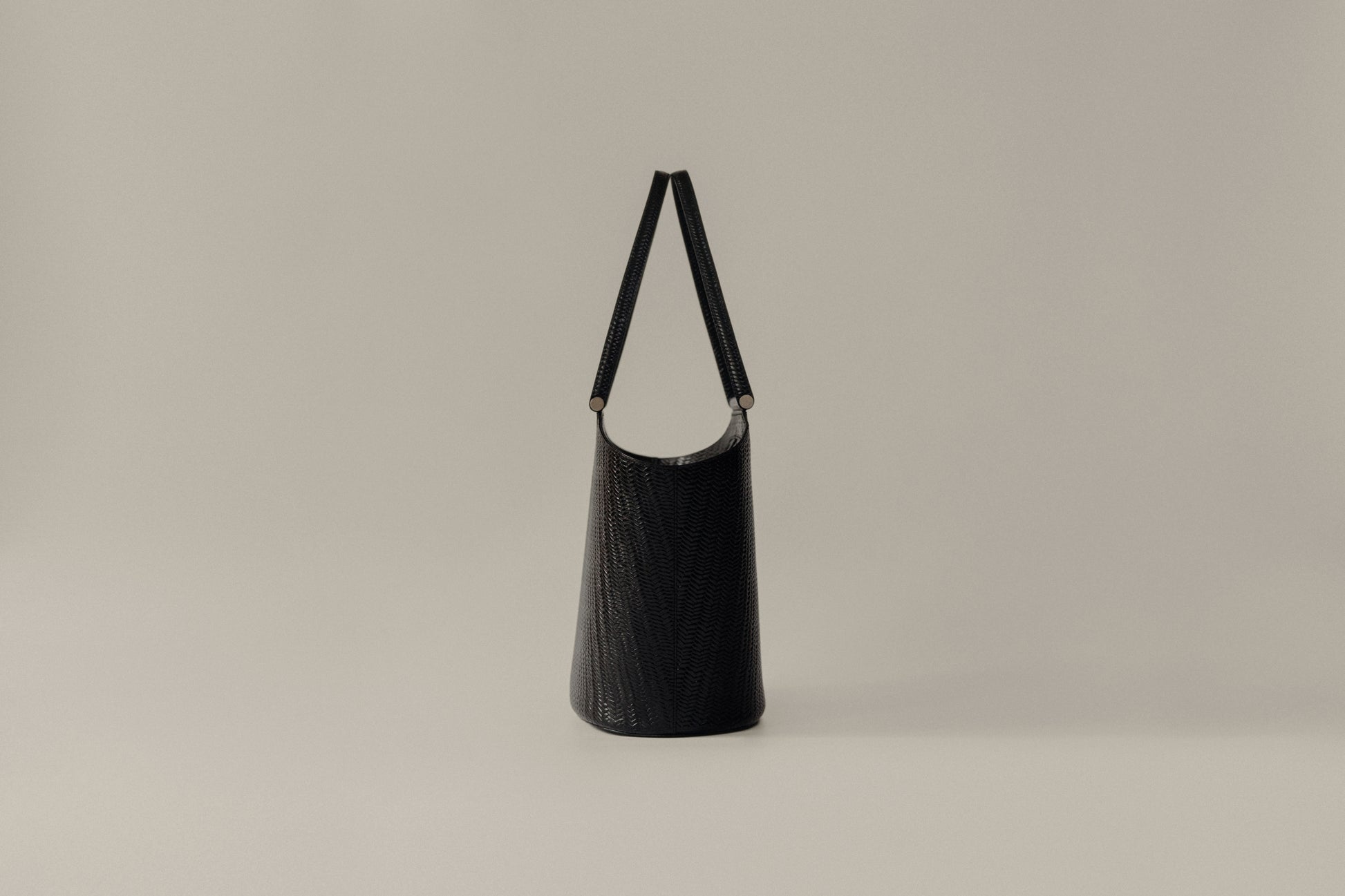 SAC ÉTIRÉ WEAVE BLACK