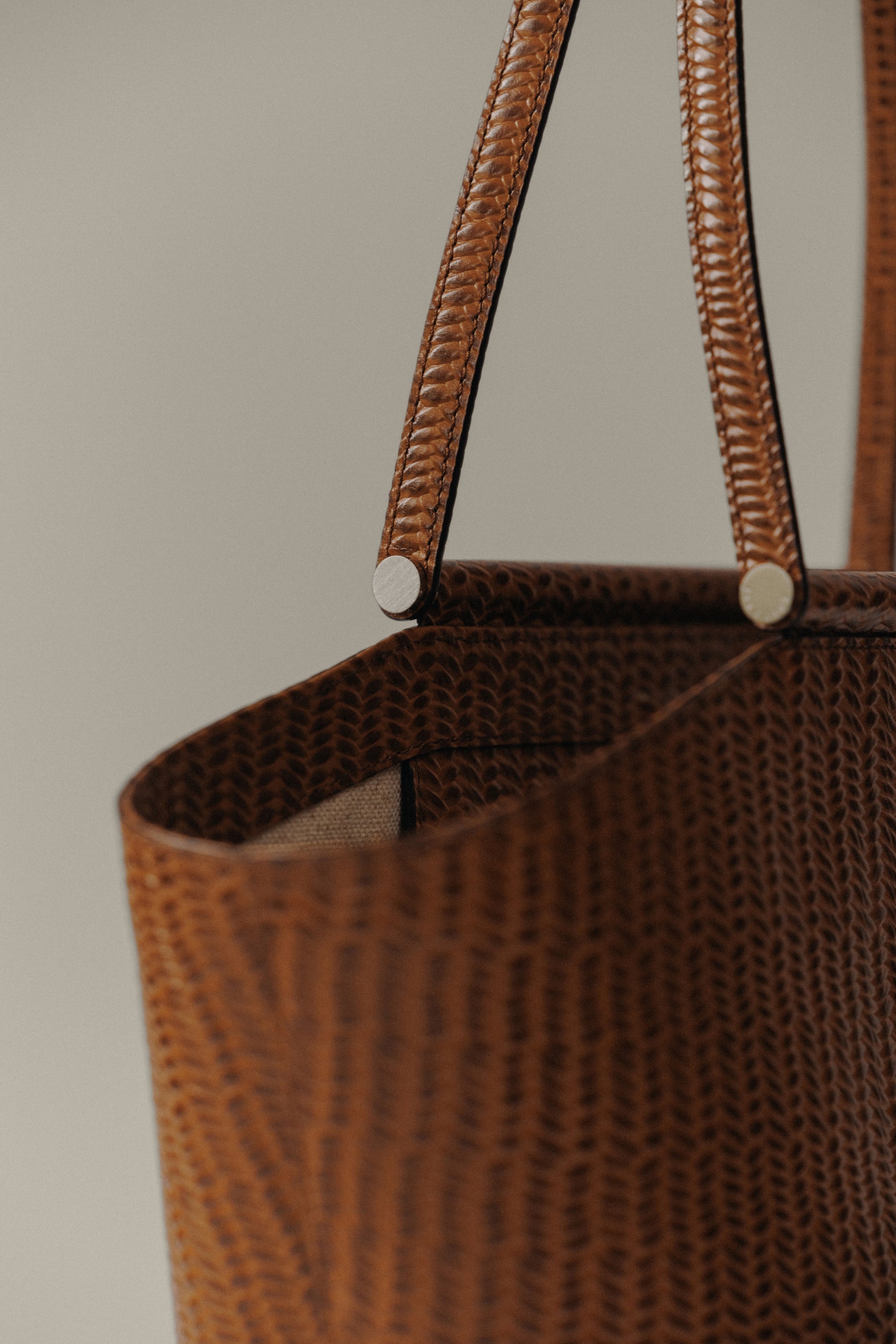 SAC ÉTIRÉ WEAVE BROWN