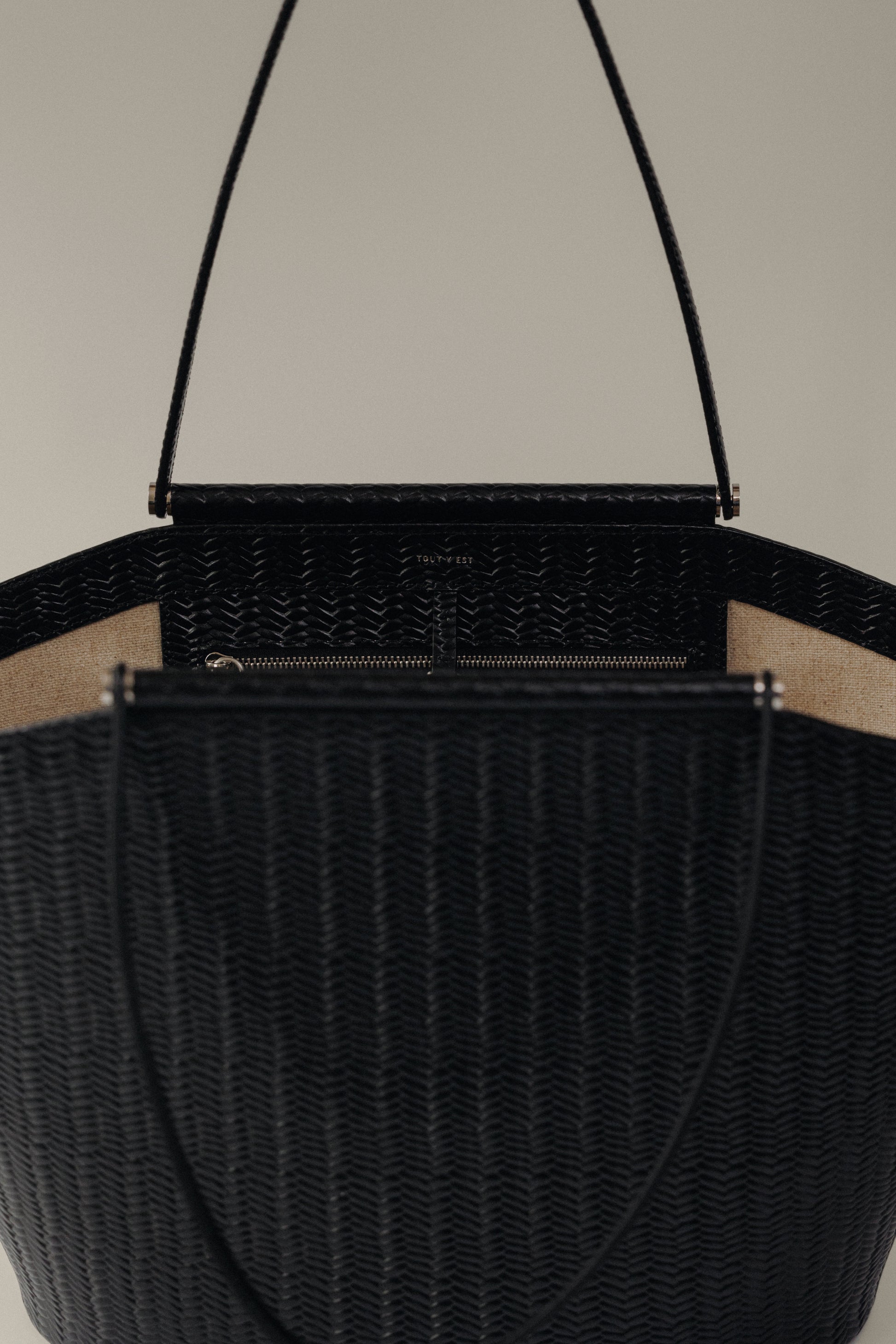 SAC ÉTIRÉ WEAVE BLACK
