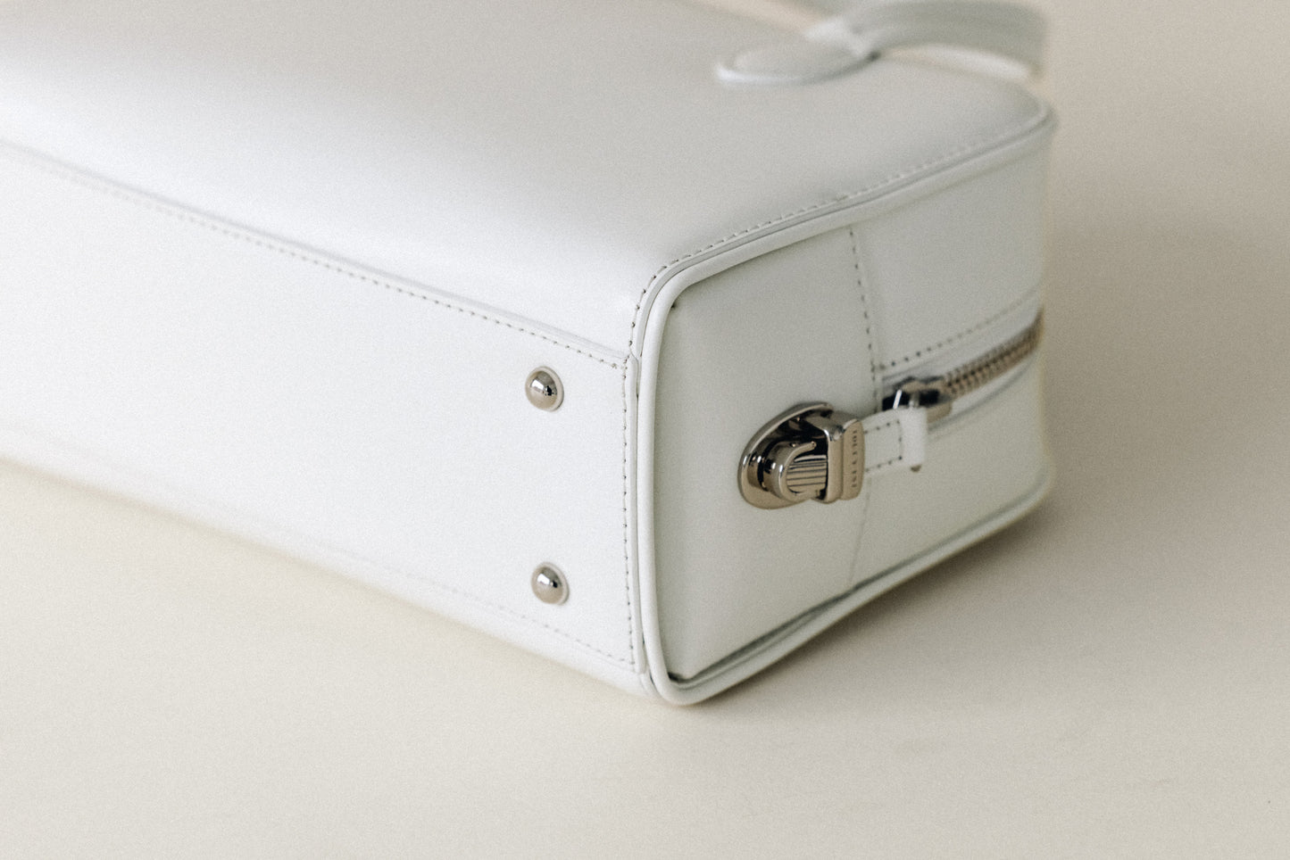 SAC LOQUET MINI OFF WHITE
