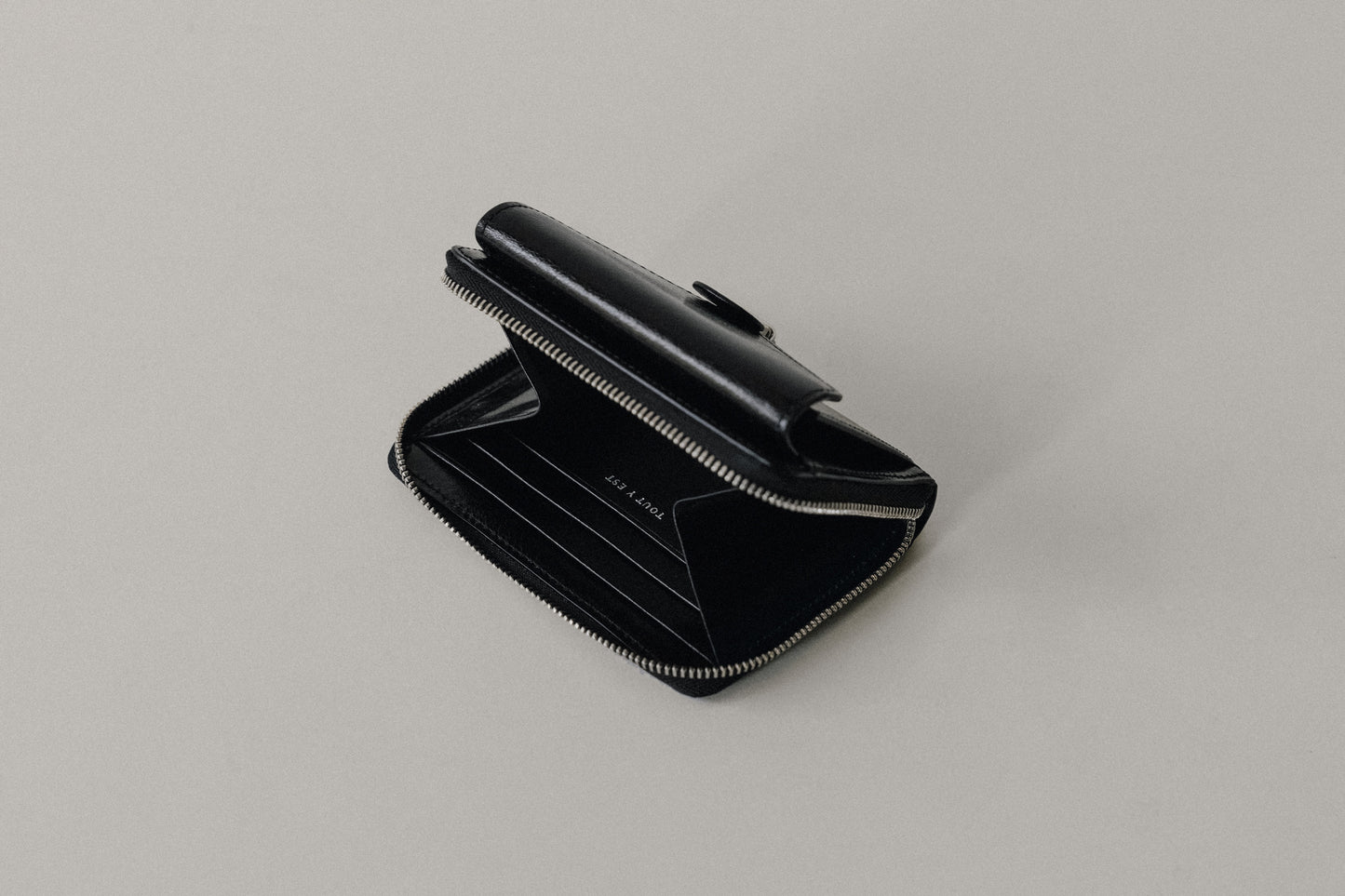 PORTE CARTES LOQUET ZIPPÉ BLACK