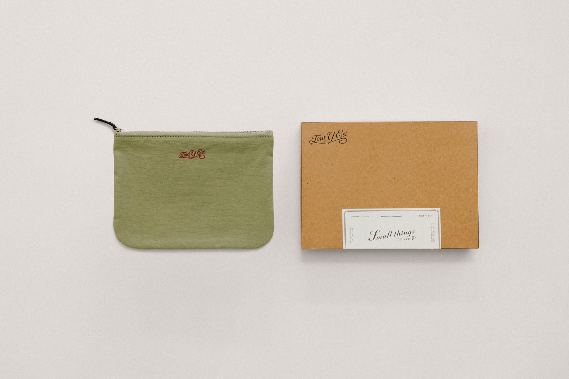 POCHETTE CARRÉE OLIVE