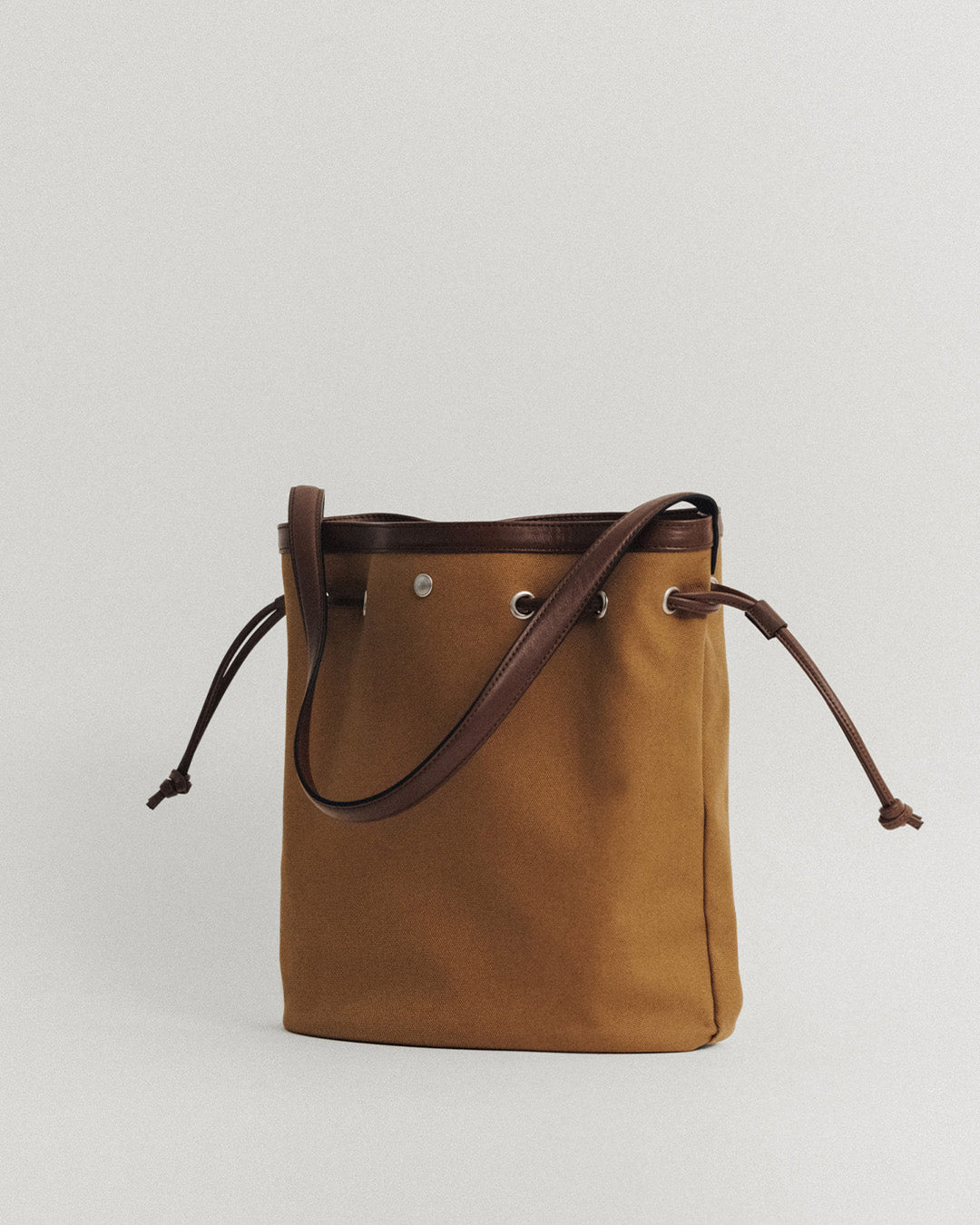 SAC COQUILLE BUCKET TAN