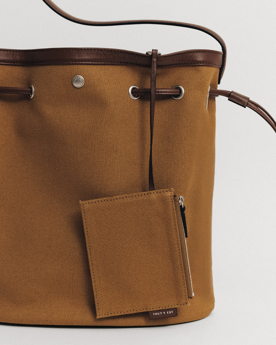 SAC COQUILLE BUCKET TAN