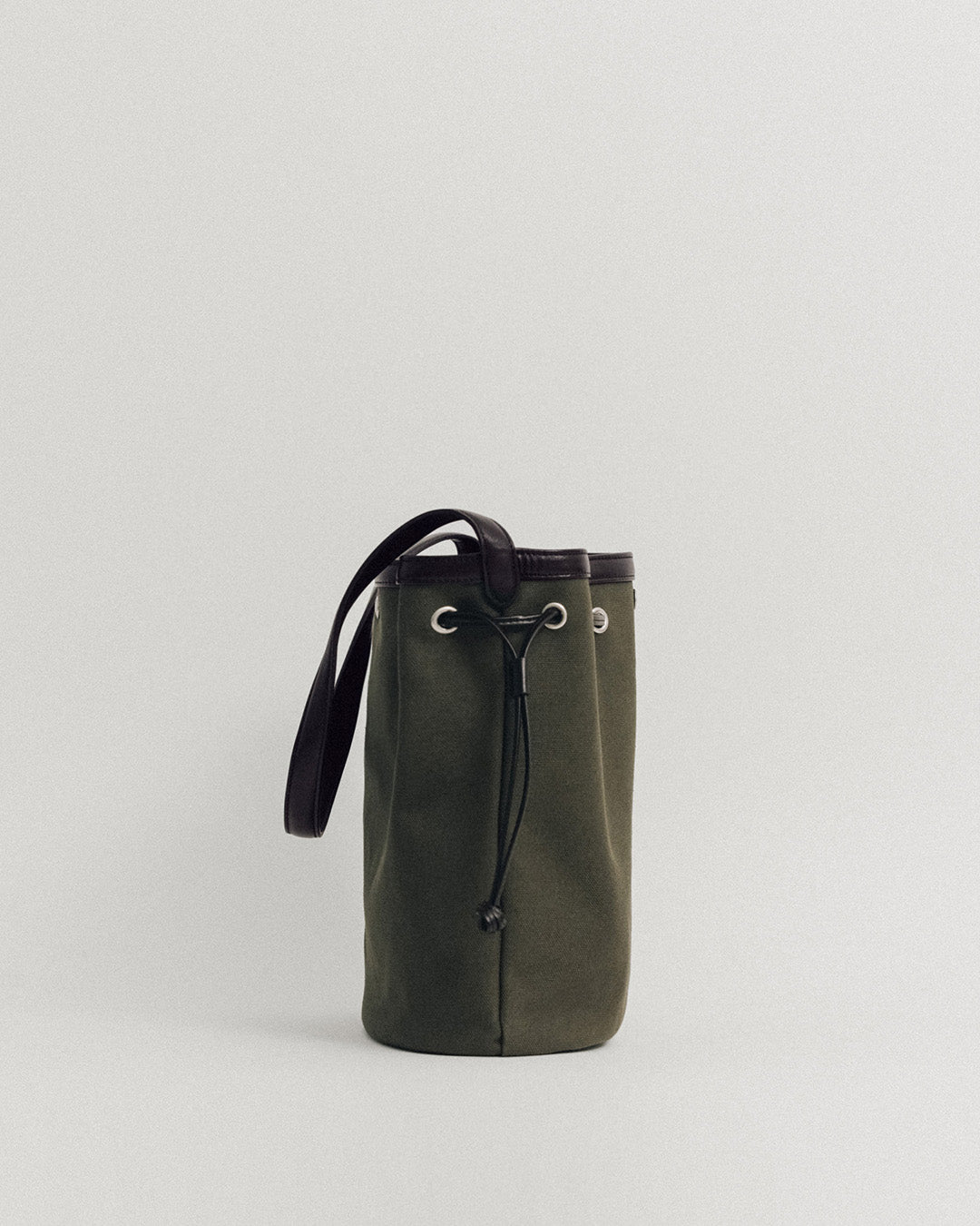 SAC COQUILLE BUCKET KHAKI