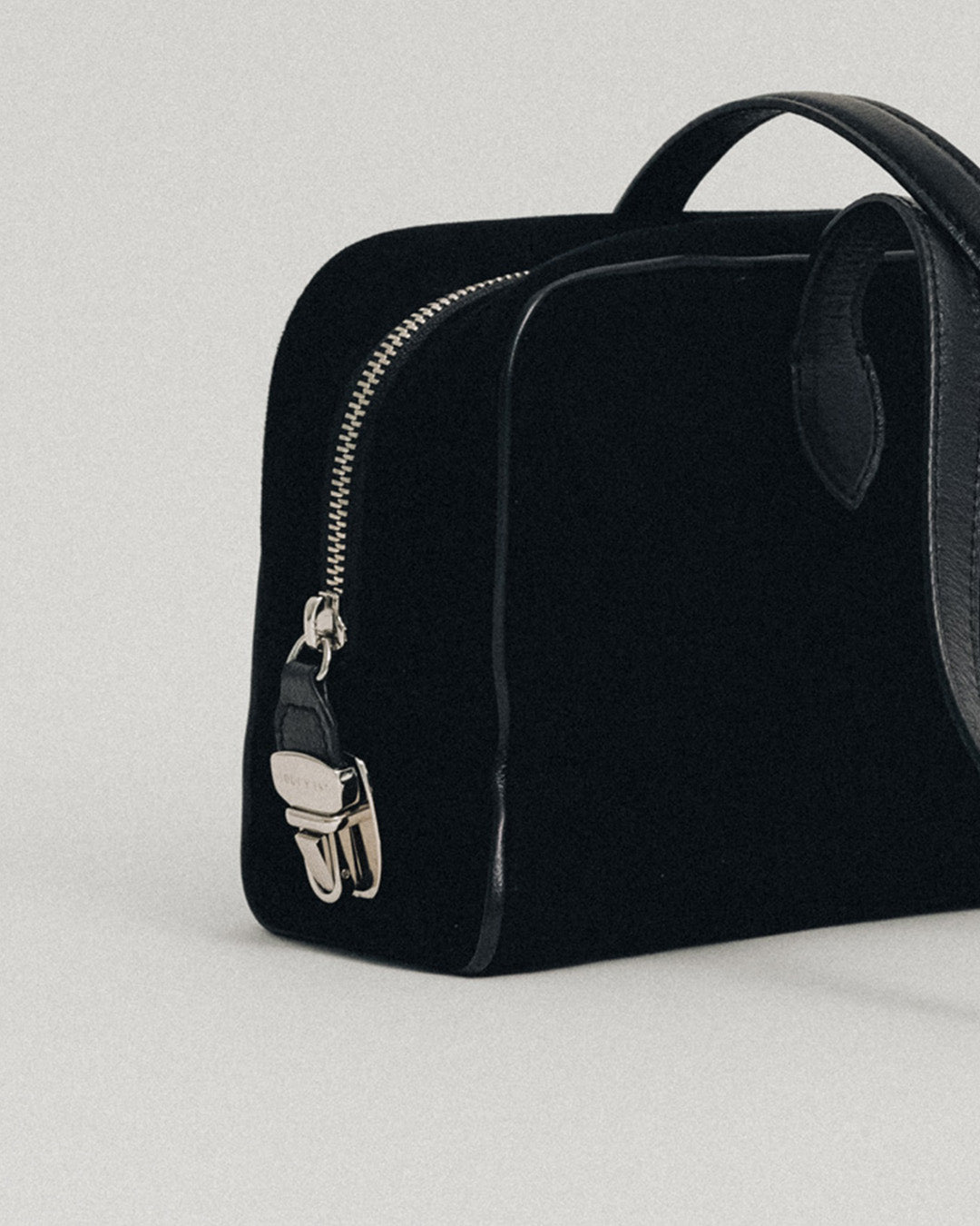SAC LOQUET SMALL SUEDE BLACK