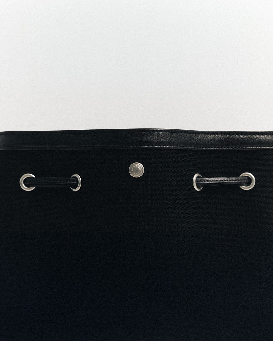 SAC COQUILLE BUCKET BLACK
