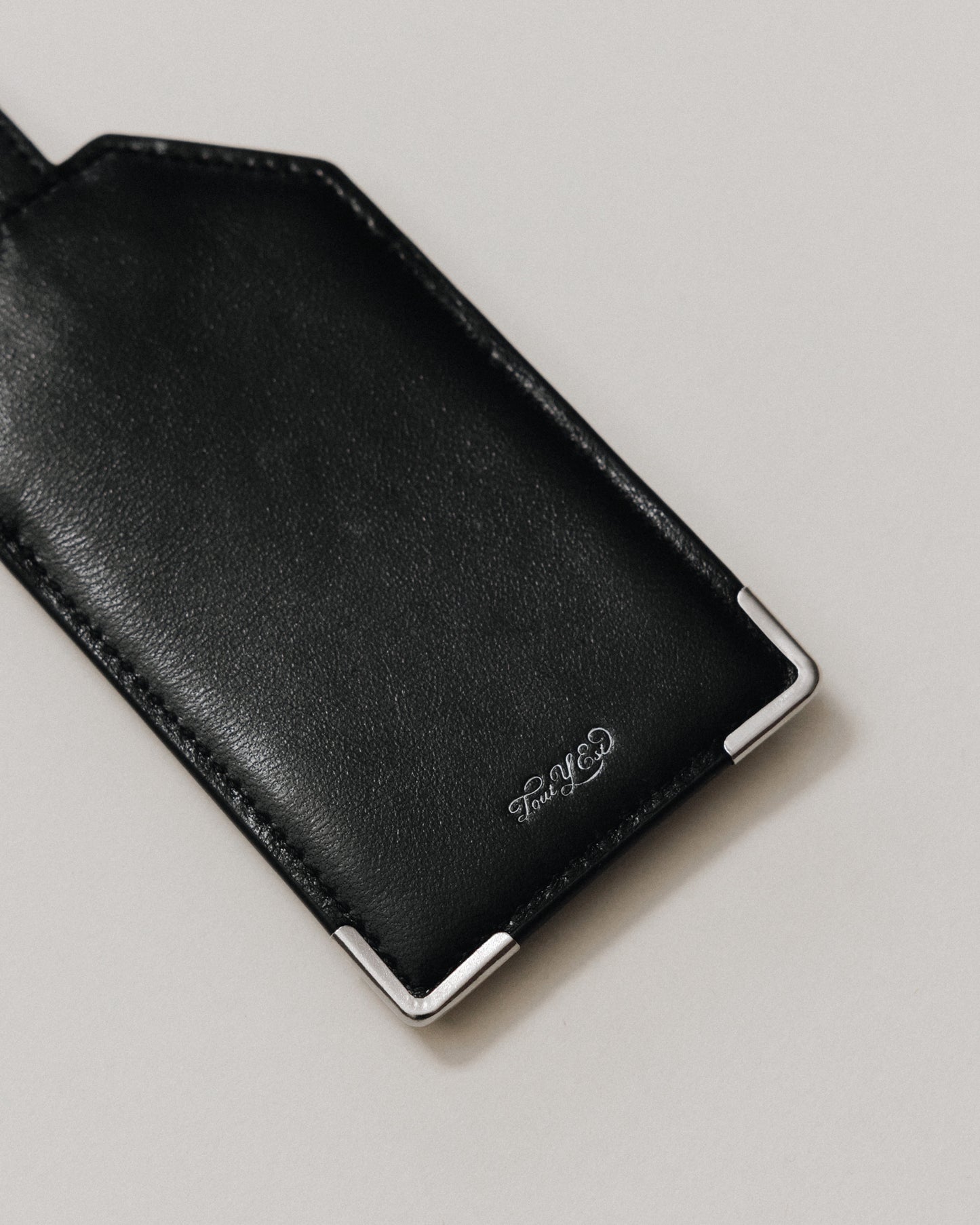 VOYAGE ÉTIQUETTE BLACK