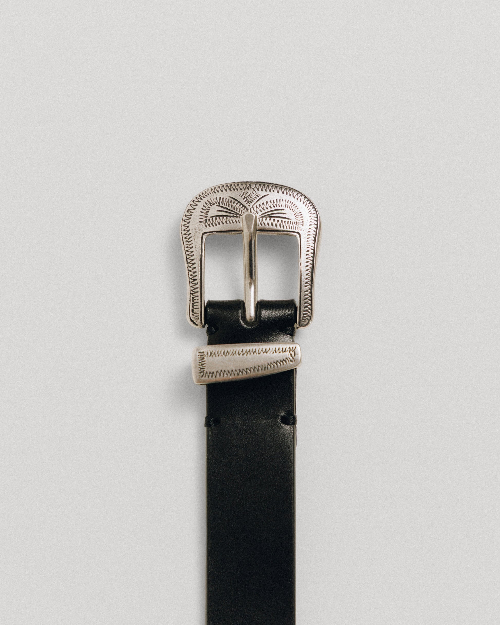 CEINTUIRE GRAVÉE BLACK