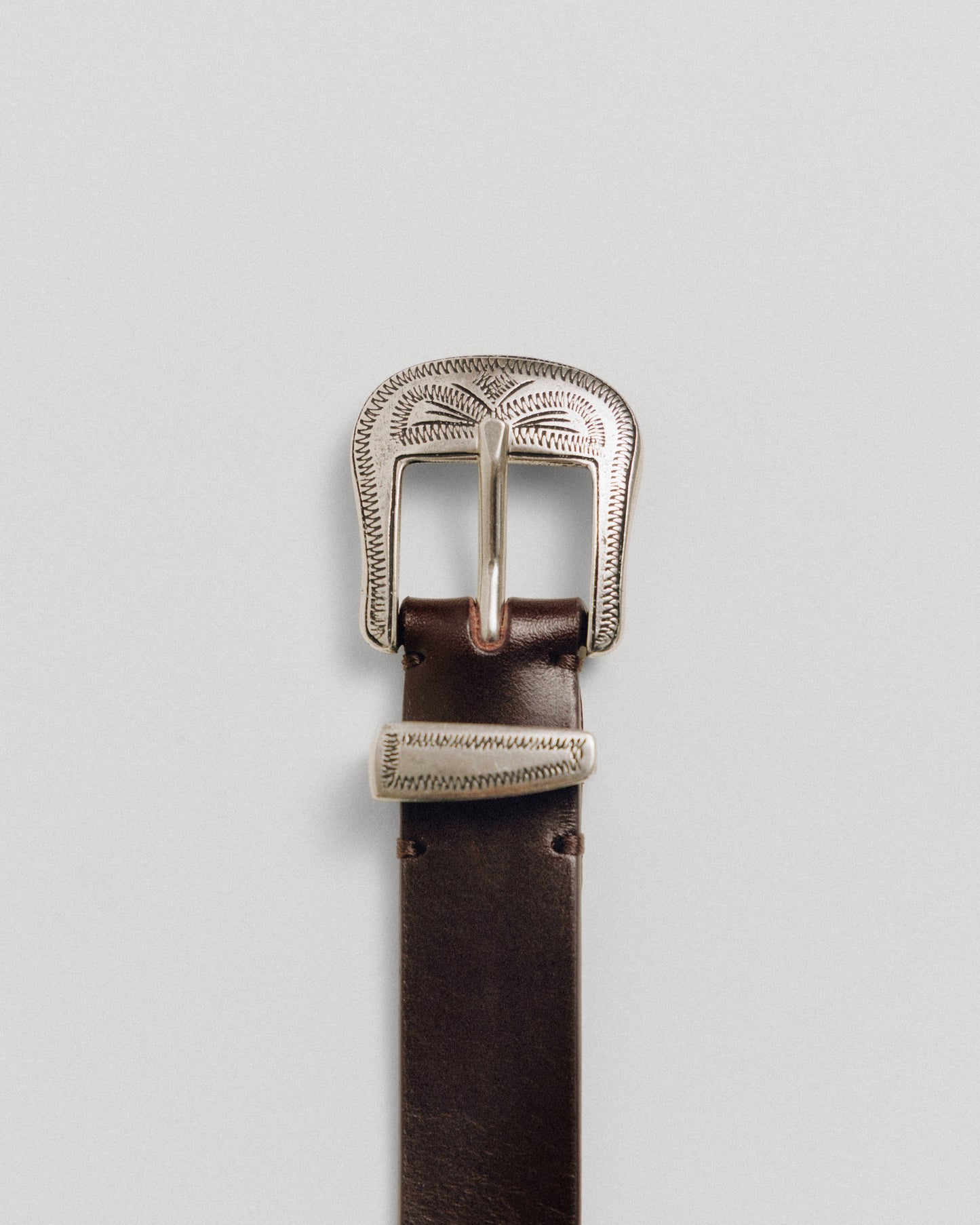 CEINTUIRE GRAVÉE BROWN