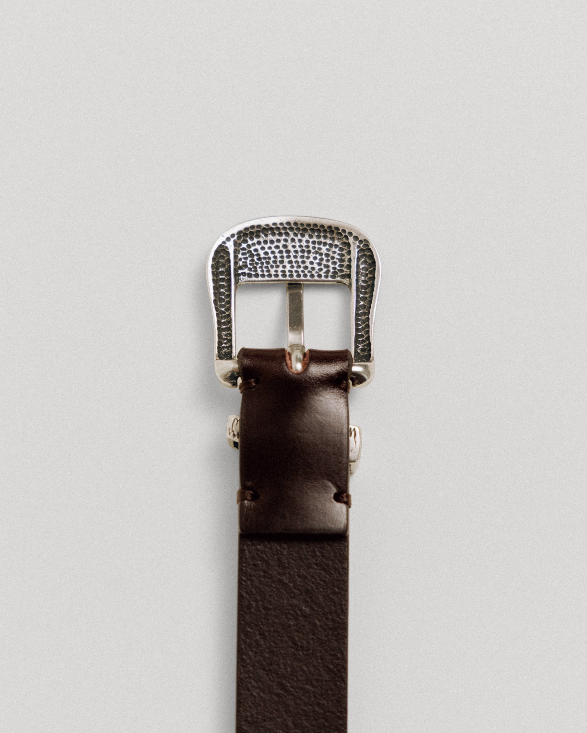 CEINTUIRE GRAVÉE BROWN