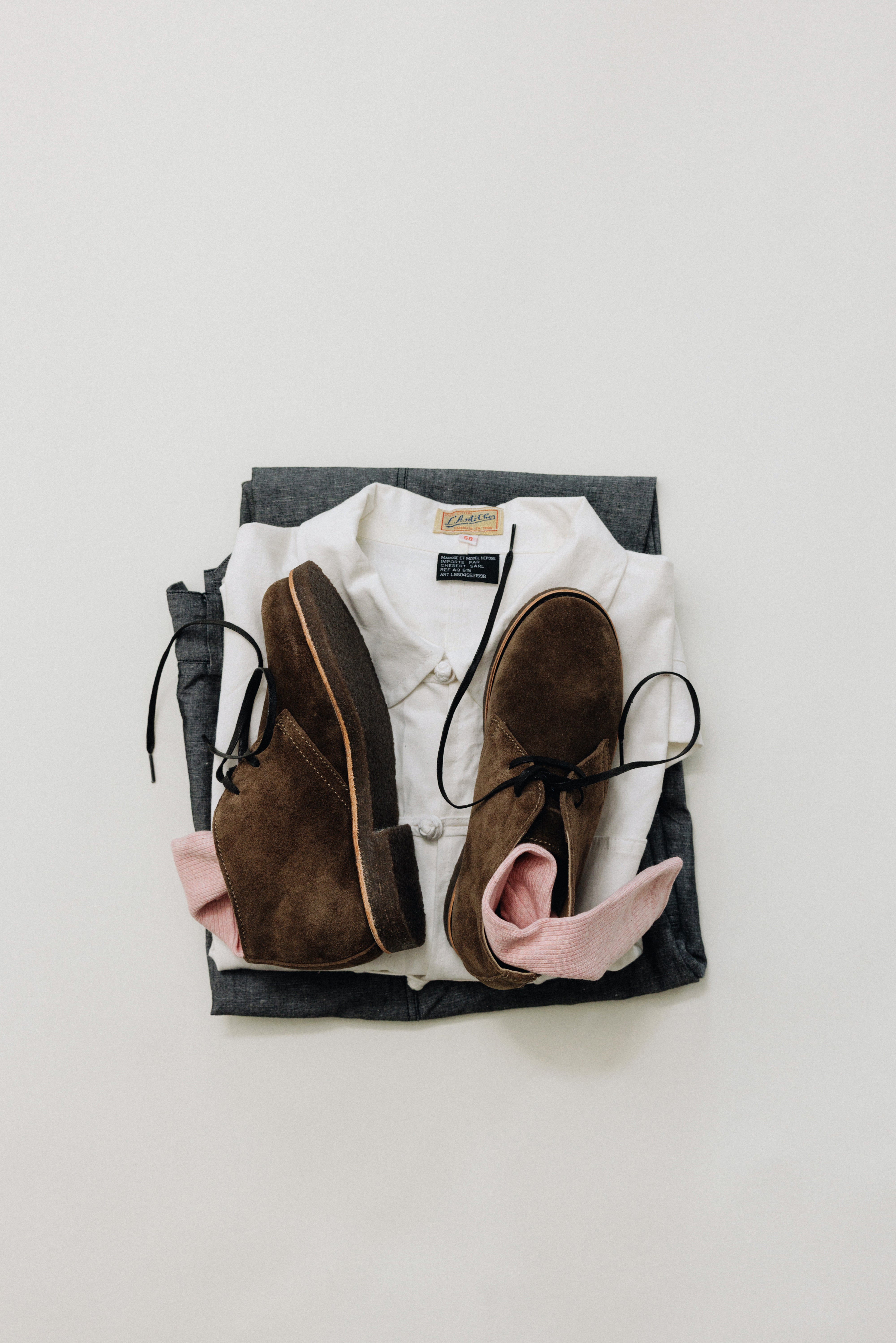 SHOES – TOUT Y EST