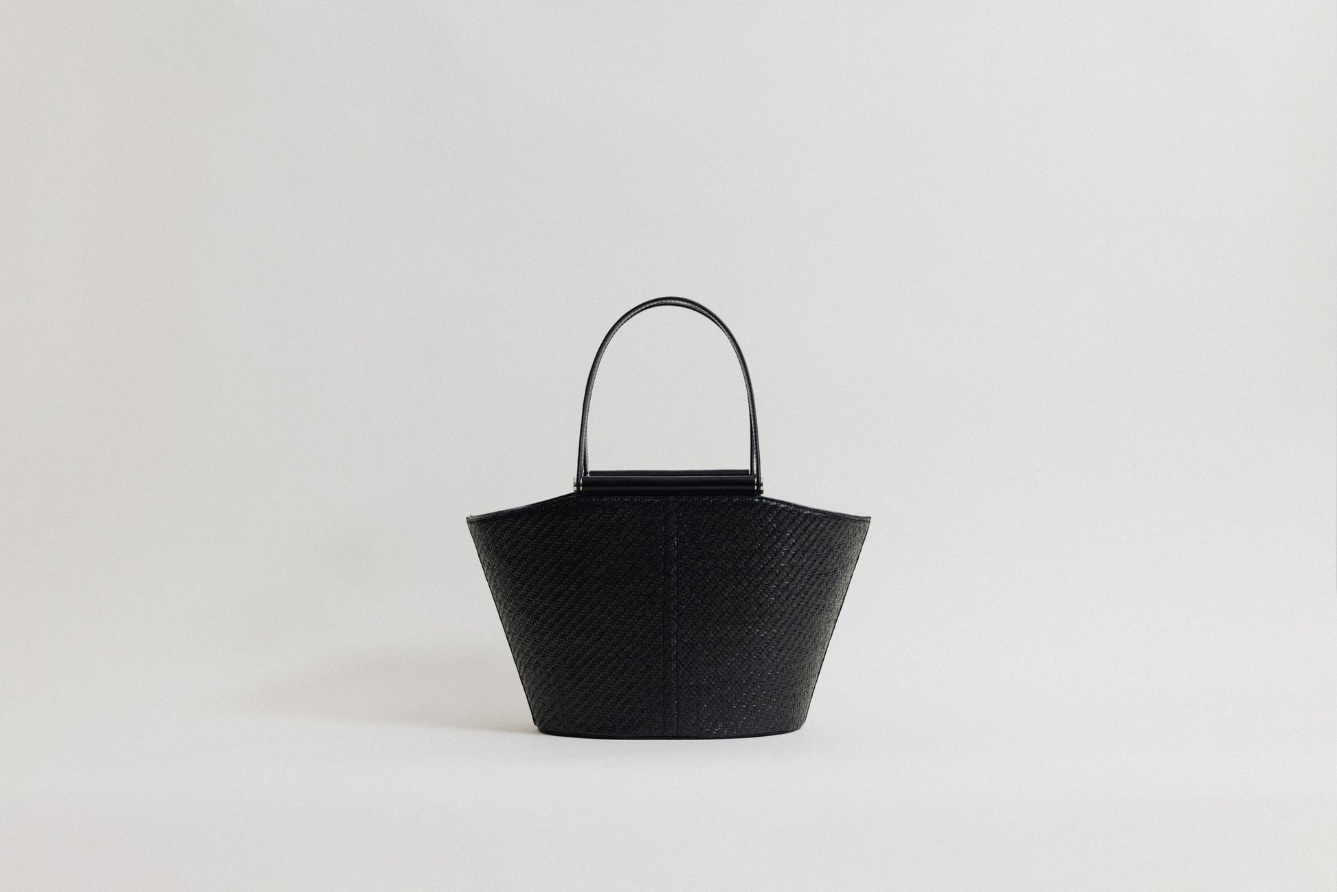 SAC ÉTIRÉ RATTAN SMALL BLACK