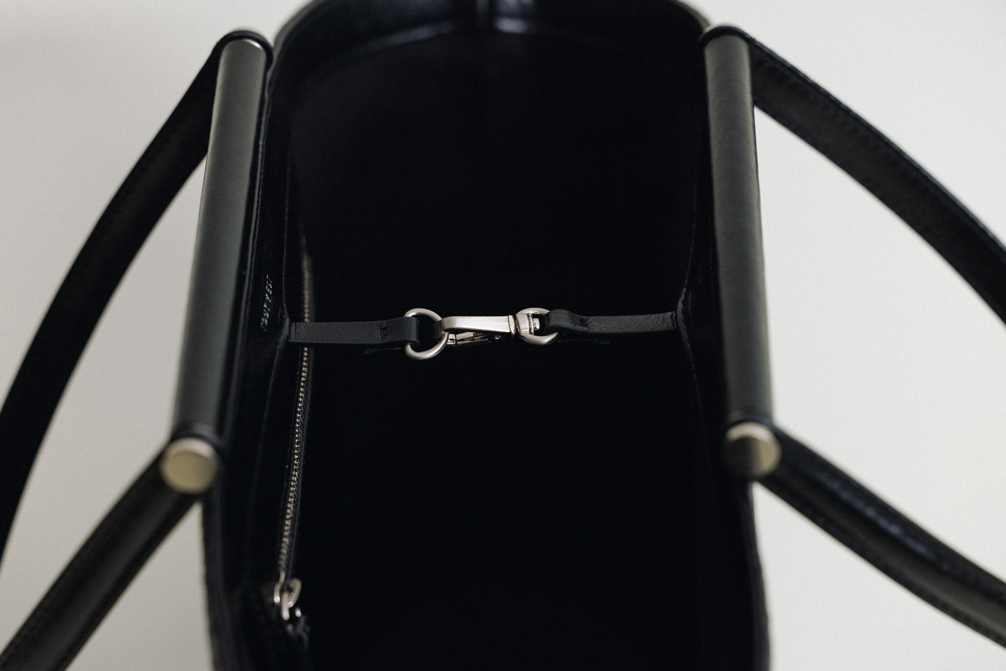 SAC ÉTIRÉ RATTAN SMALL BLACK