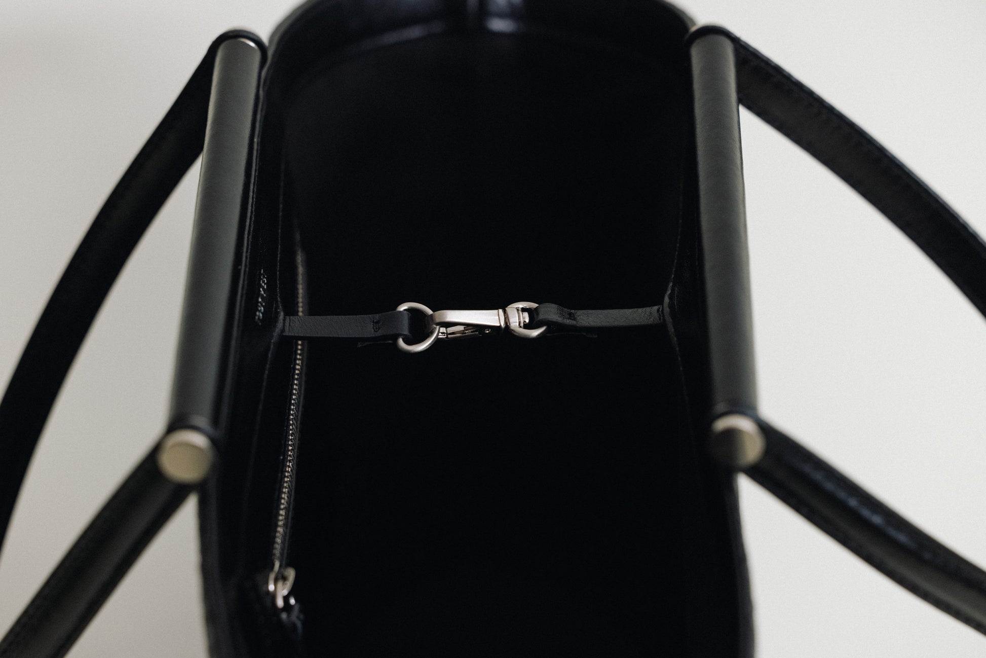 SAC ÉTIRÉ RATTAN SMALL BLACK