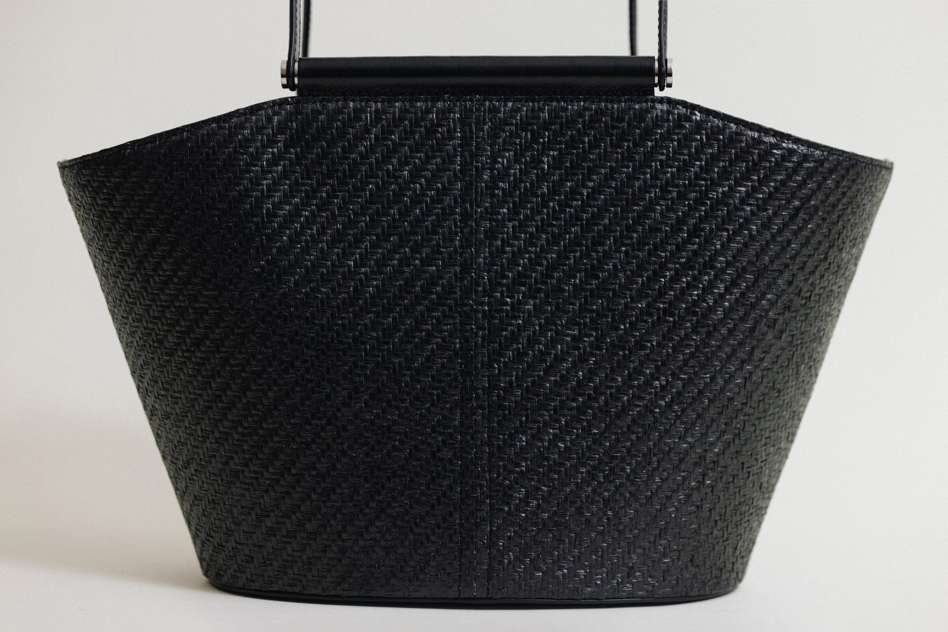 SAC ÉTIRÉ RATTAN SMALL BLACK
