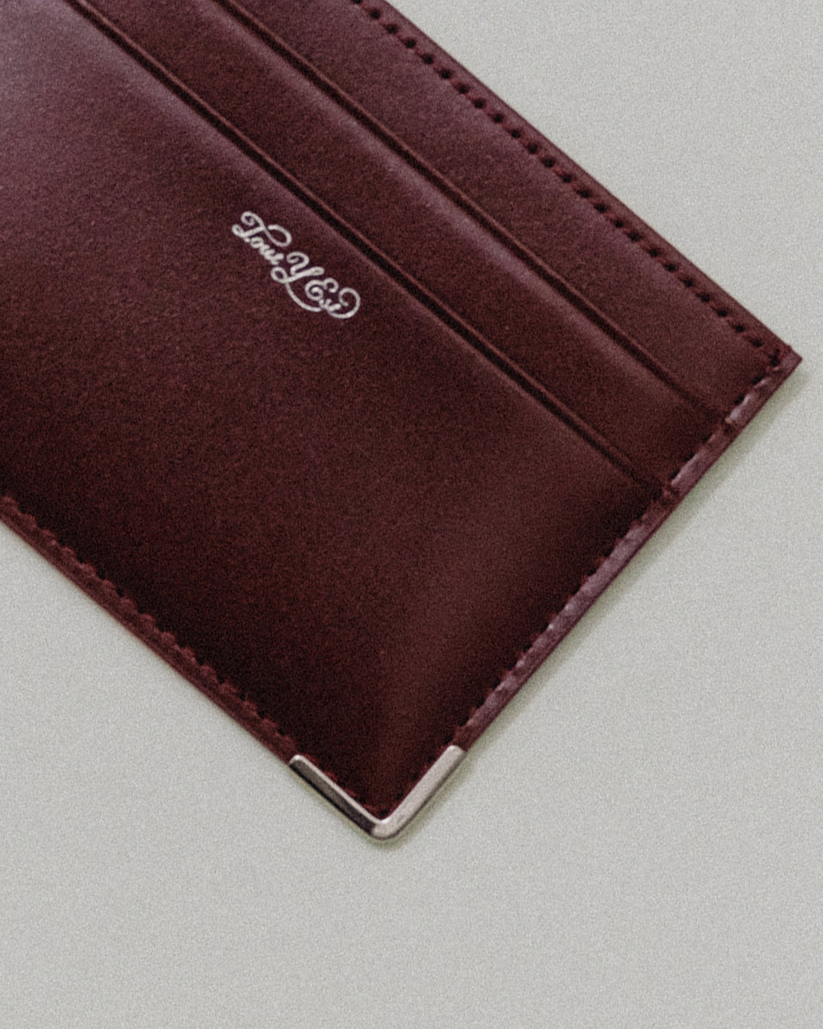PORTE CARTES ANGLES BURGUNDY