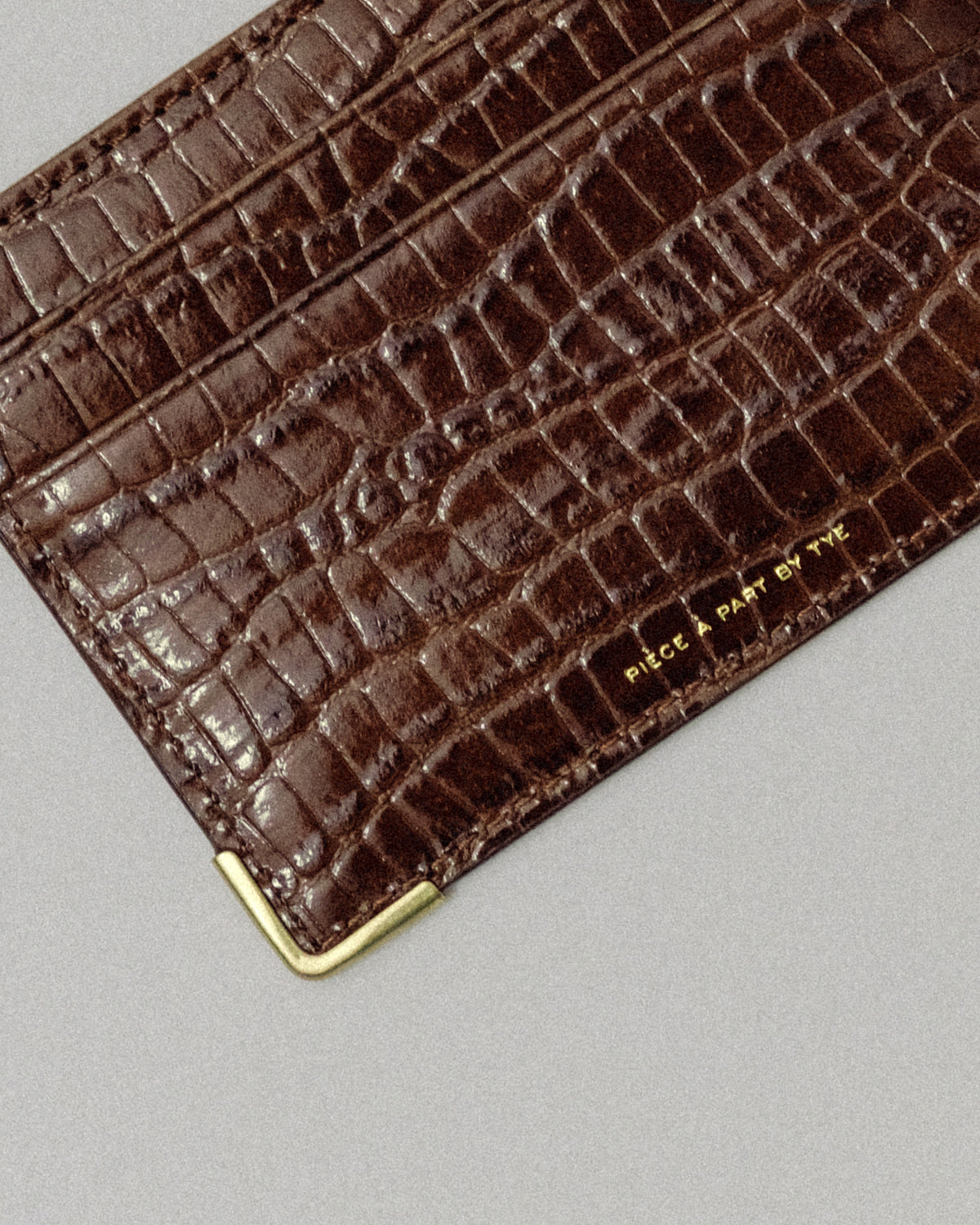 PORTE CARTES ANGLES CROCO BROWN