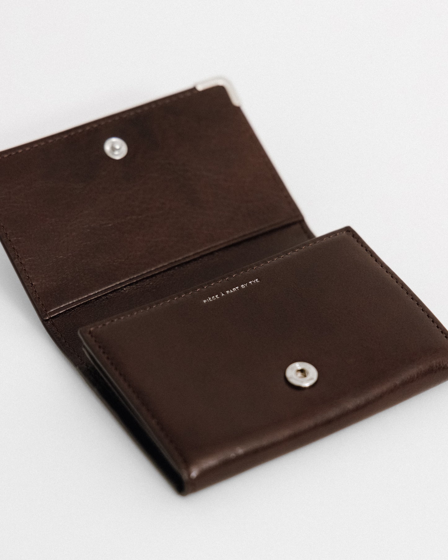 PORTEFEUILLE ANGLES BROWN