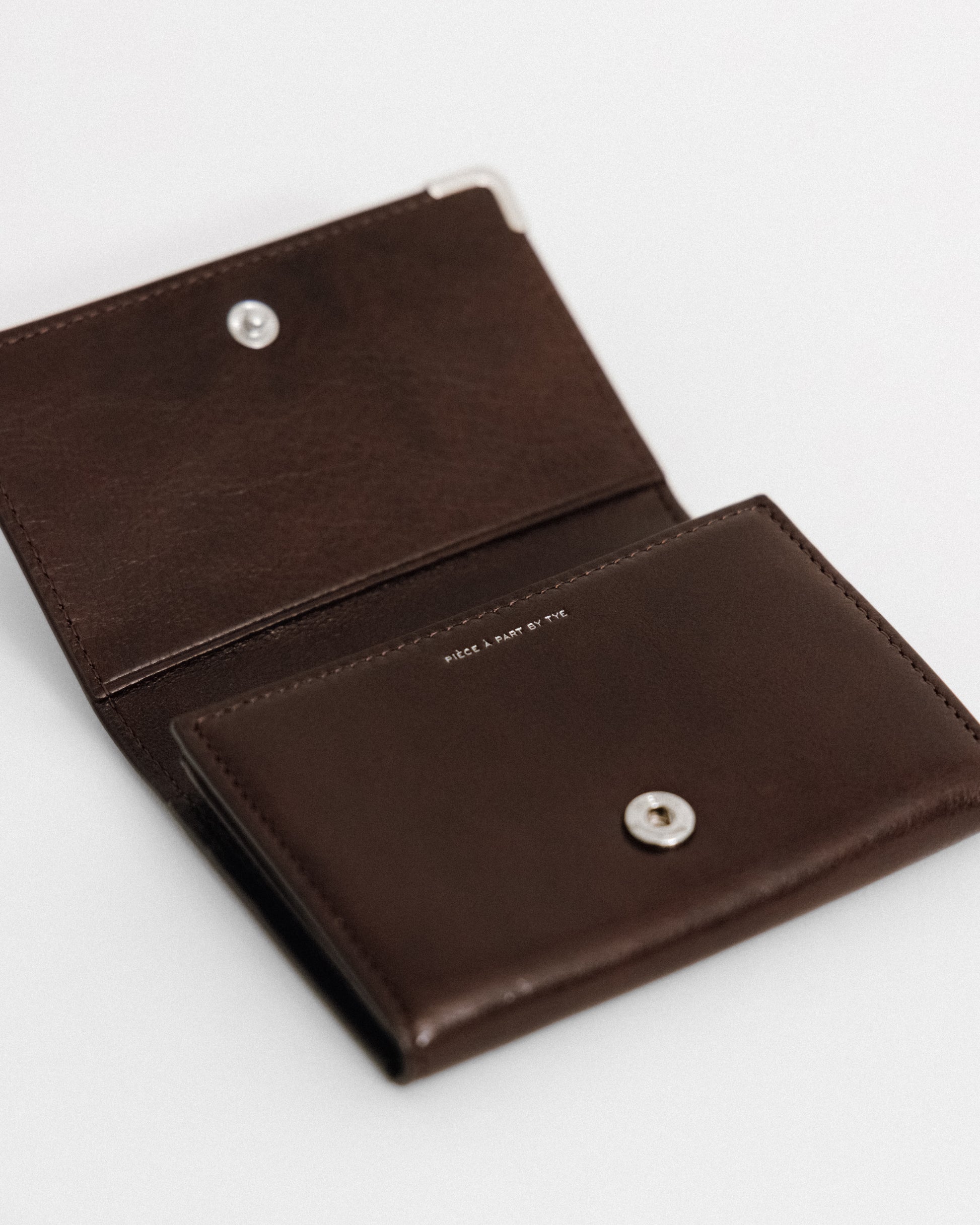 PORTEFEUILLE ANGLES BROWN