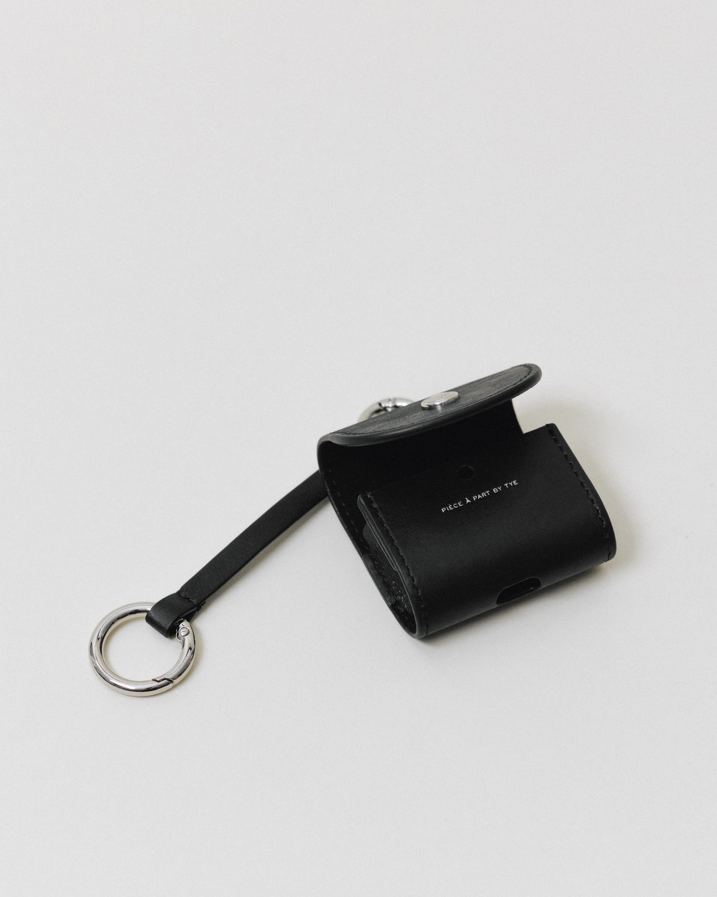 POCHE AIRPODS BLACK