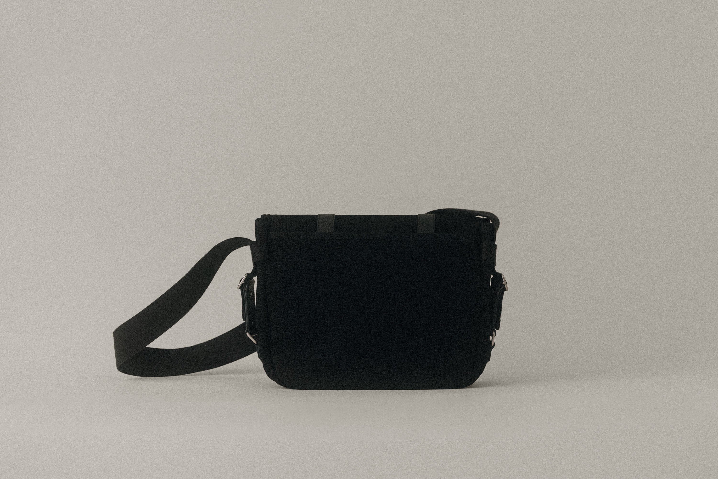 SAC BOUT SMALL BLACK – TOUT Y EST