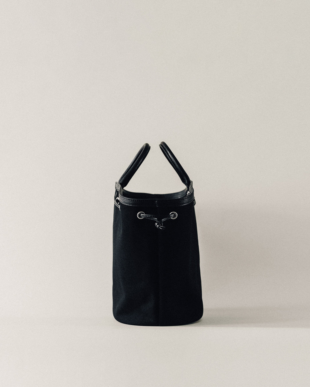 SAC COQUILLE BLACK – TOUT Y EST