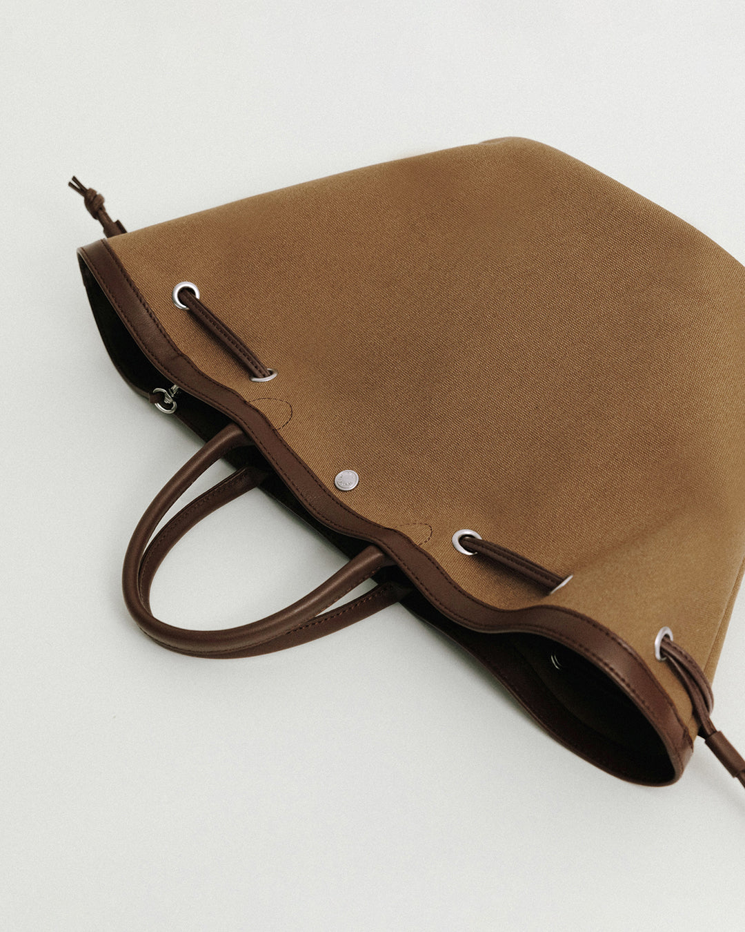 SAC COQUILLE SMALL TAN