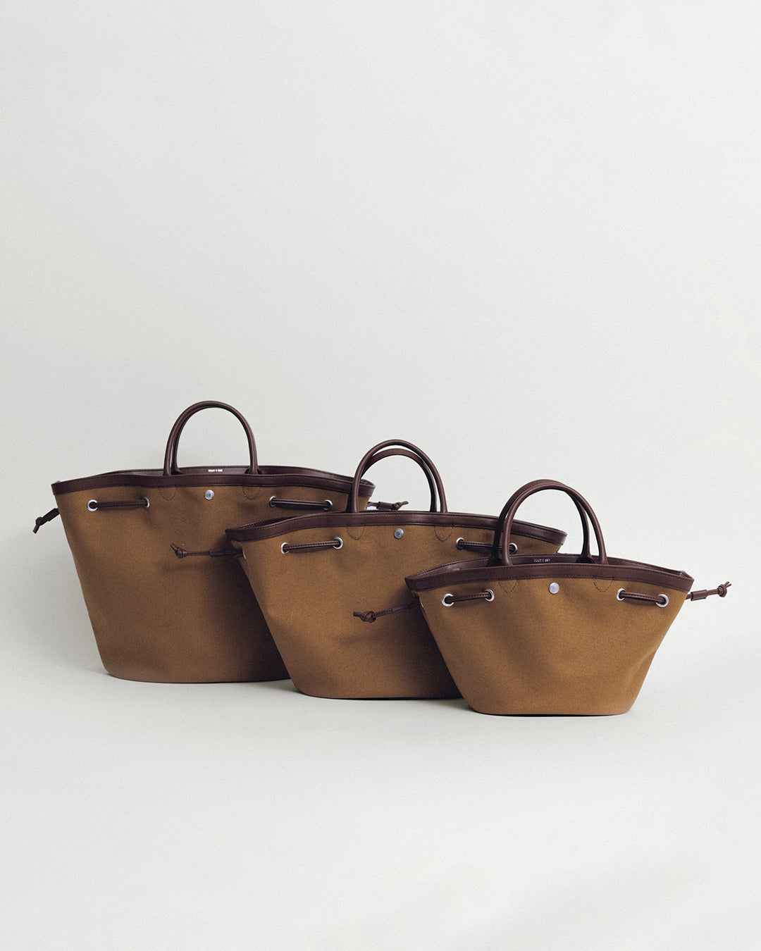 SAC COQUILLE SMALL TAN – TOUT Y EST
