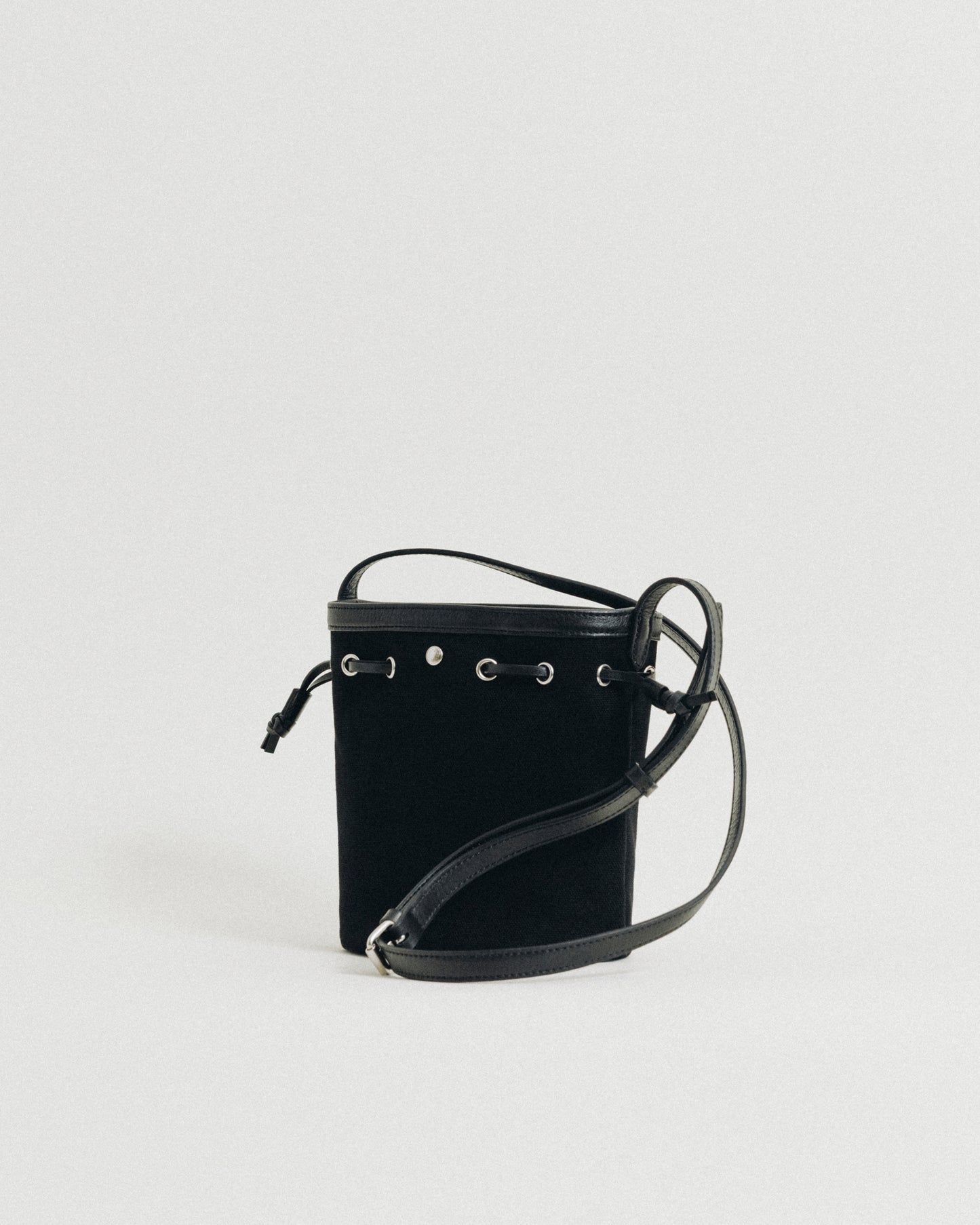 SAC COQUILLE BUCKET MINI BLACK