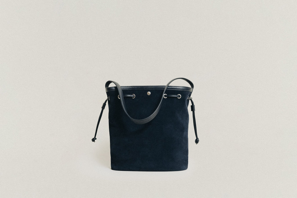 SAC COQUILLE BUCKET SUEDE NAVY