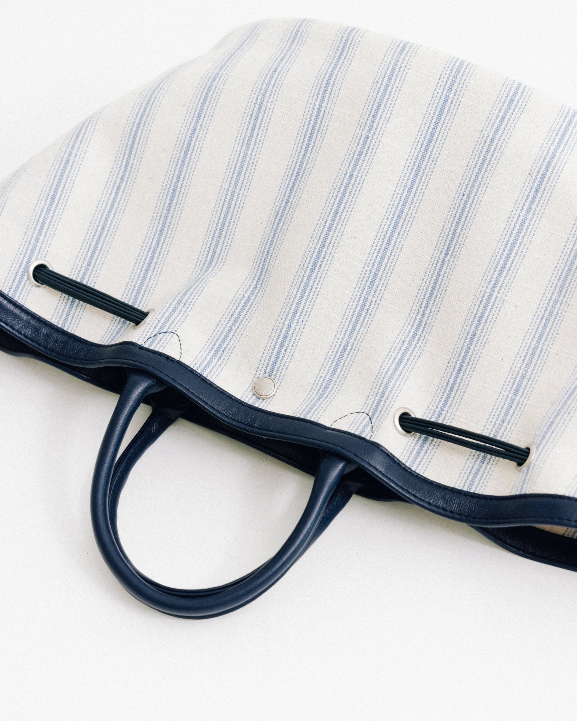 SAC COQUILLE SMALL BLUE STRIPE