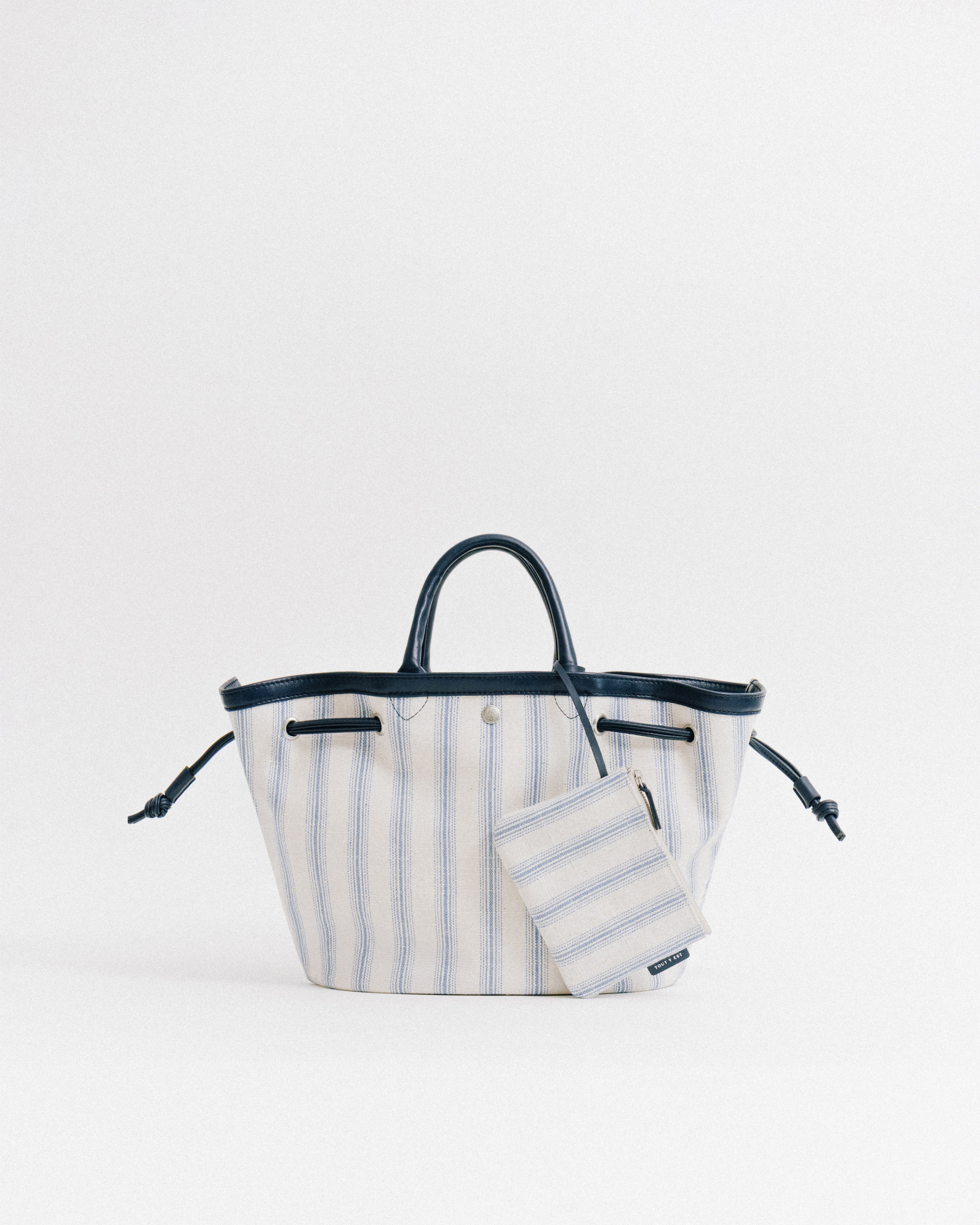 SAC COQUILLE SMALL BLUE STRIPE – TOUT Y EST