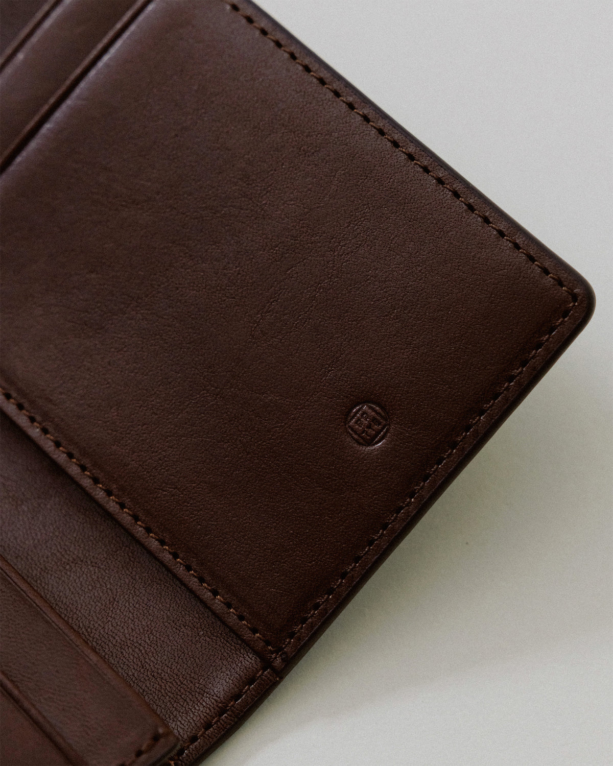 PORTE CARTES CARRÉ BROWN