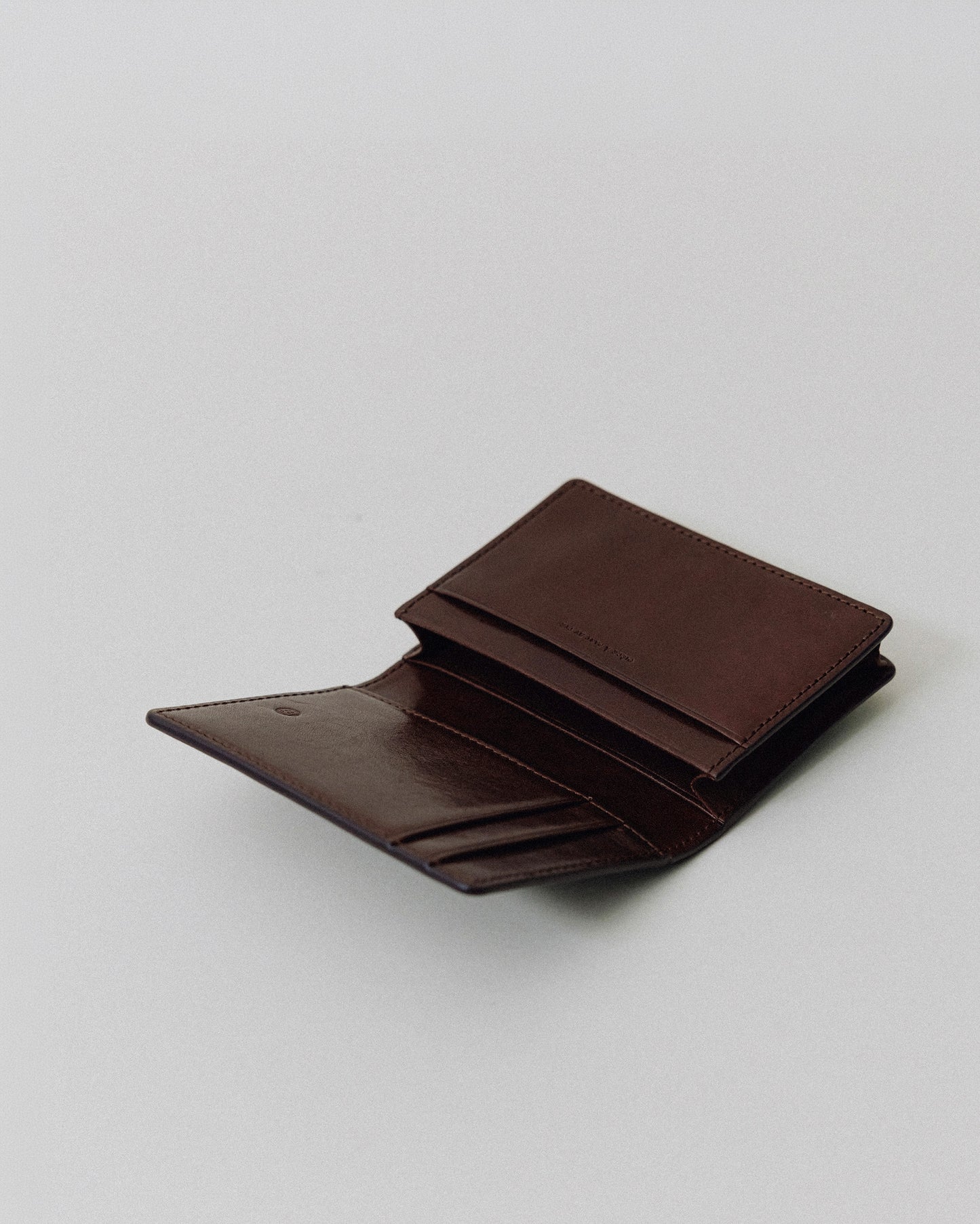 PORTE CARTES CARRÉ BROWN